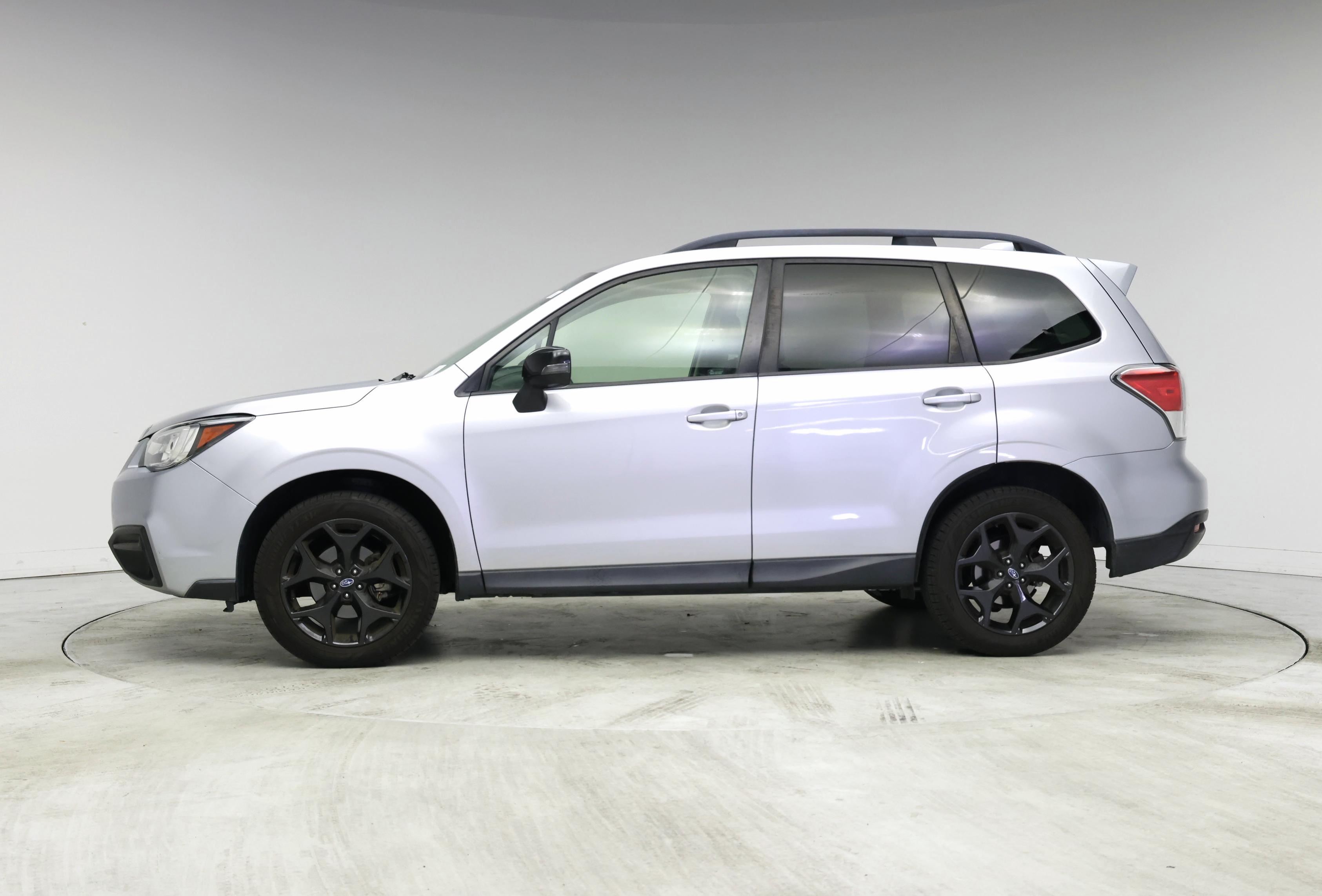 Thumbnail: 2018 Subaru Forester - 3