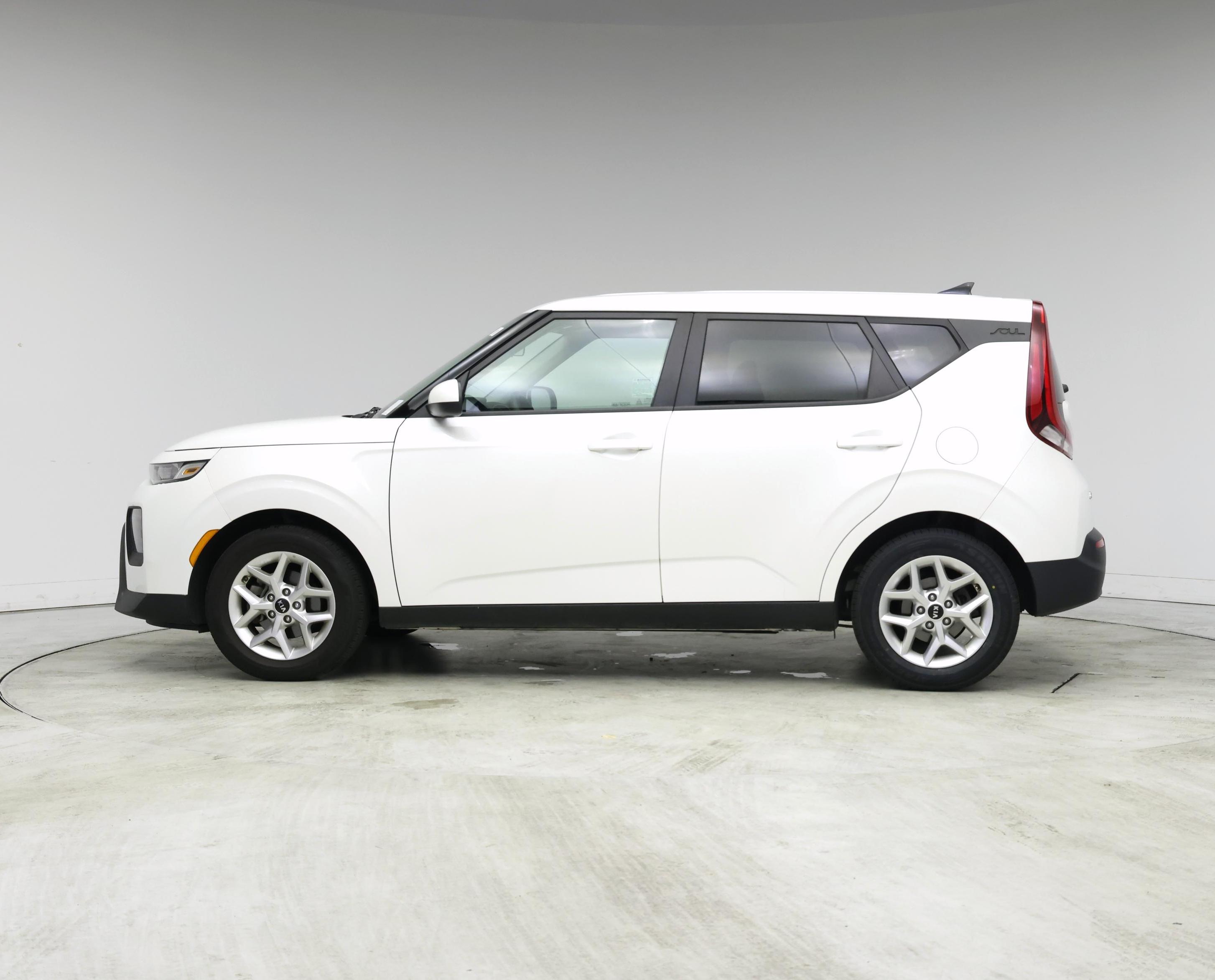 Thumbnail: 2020 Kia Soul - 3