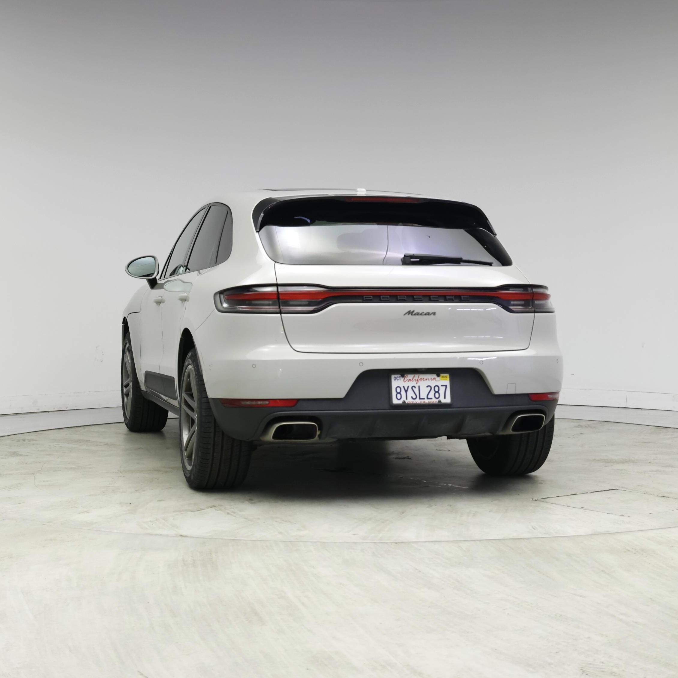 Thumbnail: 2020 Porsche Macan - 6