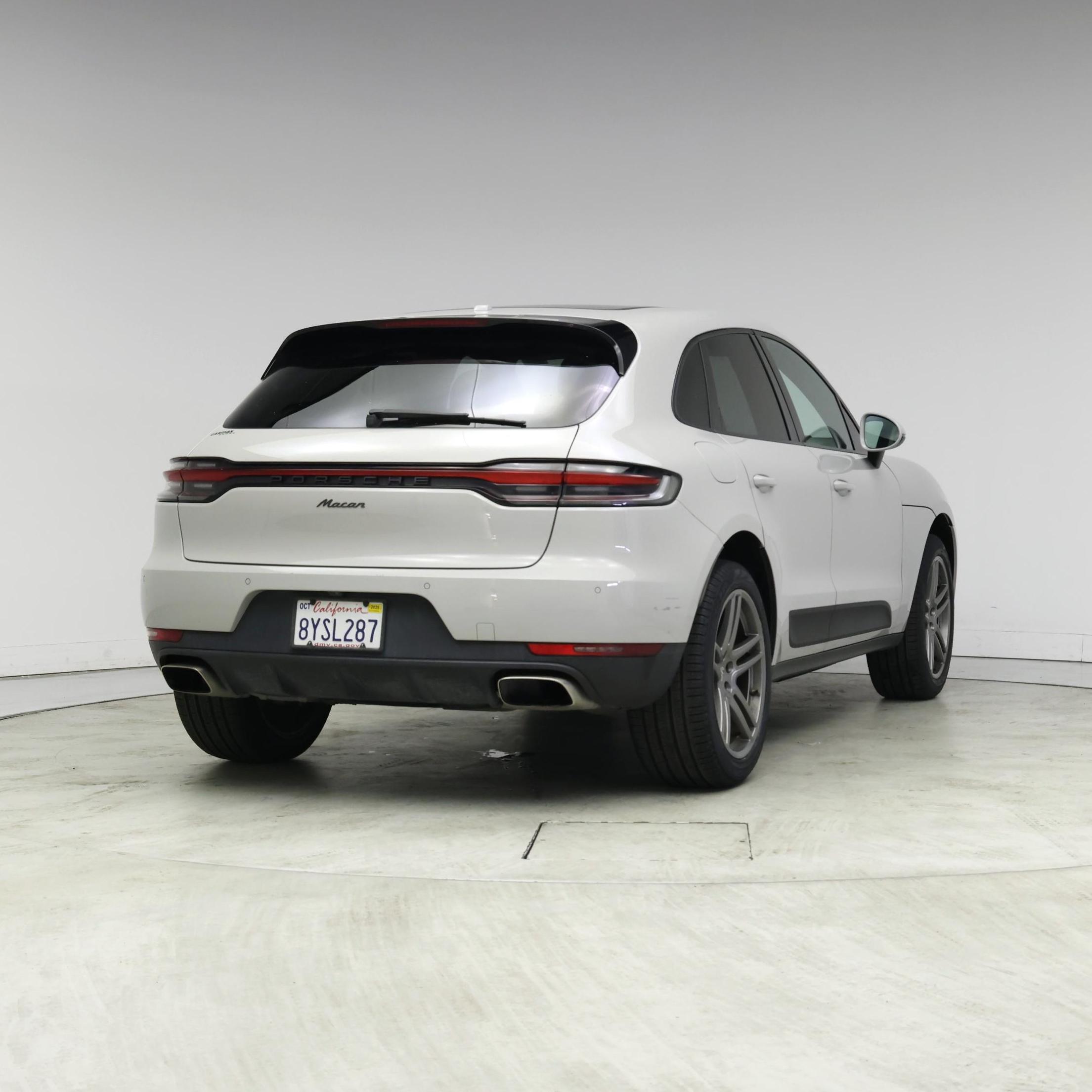 Thumbnail: 2020 Porsche Macan - 8