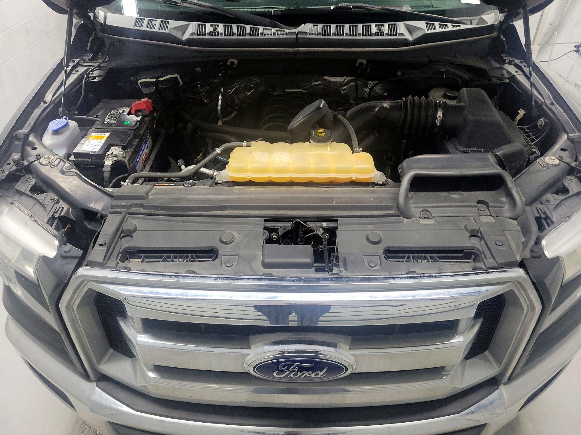 Thumbnail: 2015 Ford F-150 - 19