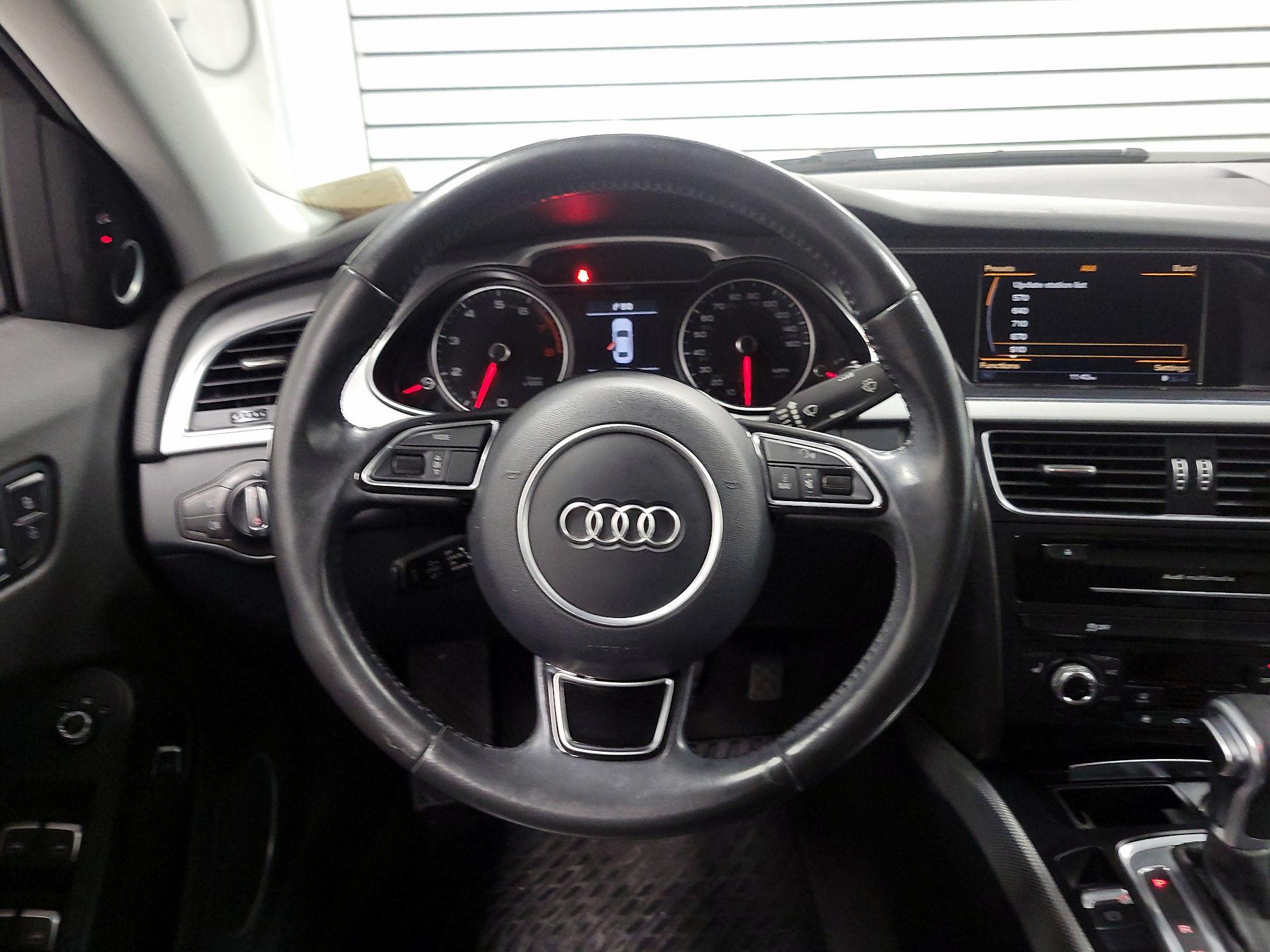 Thumbnail: 2016 Audi A4 - 10