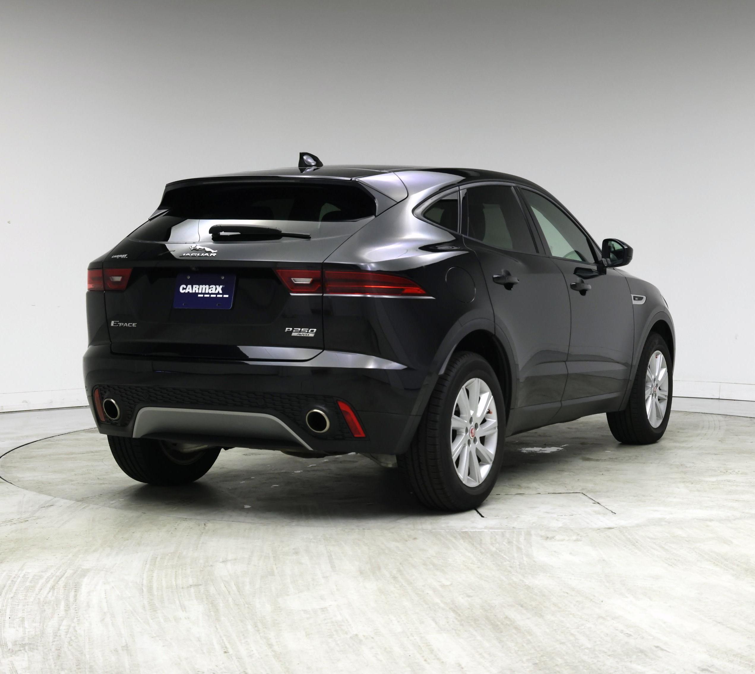 Thumbnail: 2019 Jaguar E-Pace - 8
