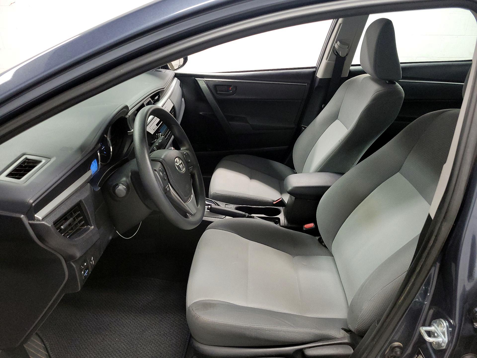 Thumbnail: 2015 Toyota Corolla - 11