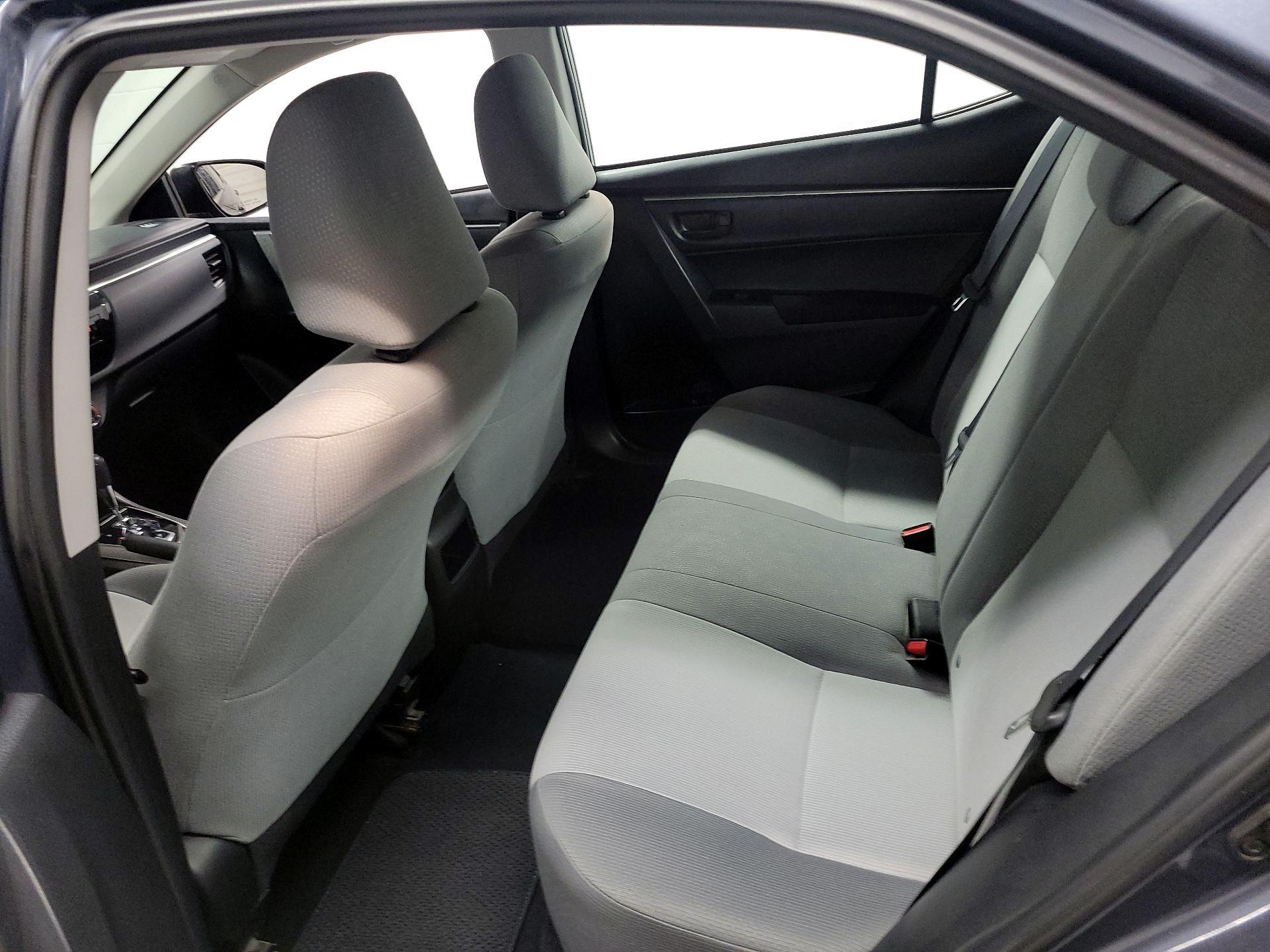 Thumbnail: 2015 Toyota Corolla - 17
