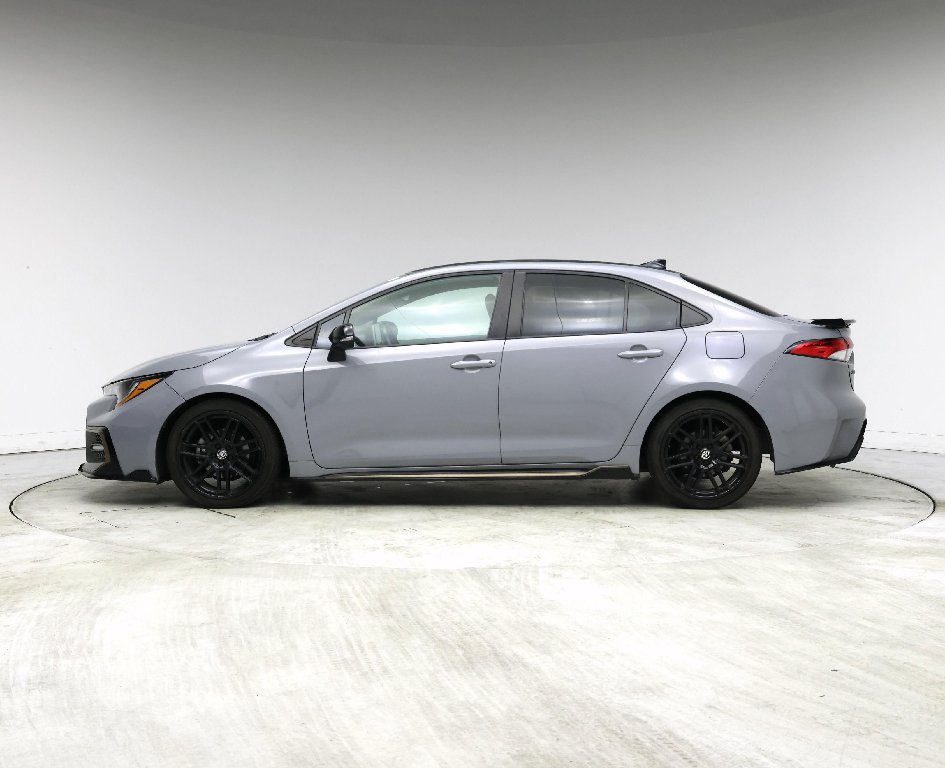 Thumbnail: 2021 Toyota Corolla - 3