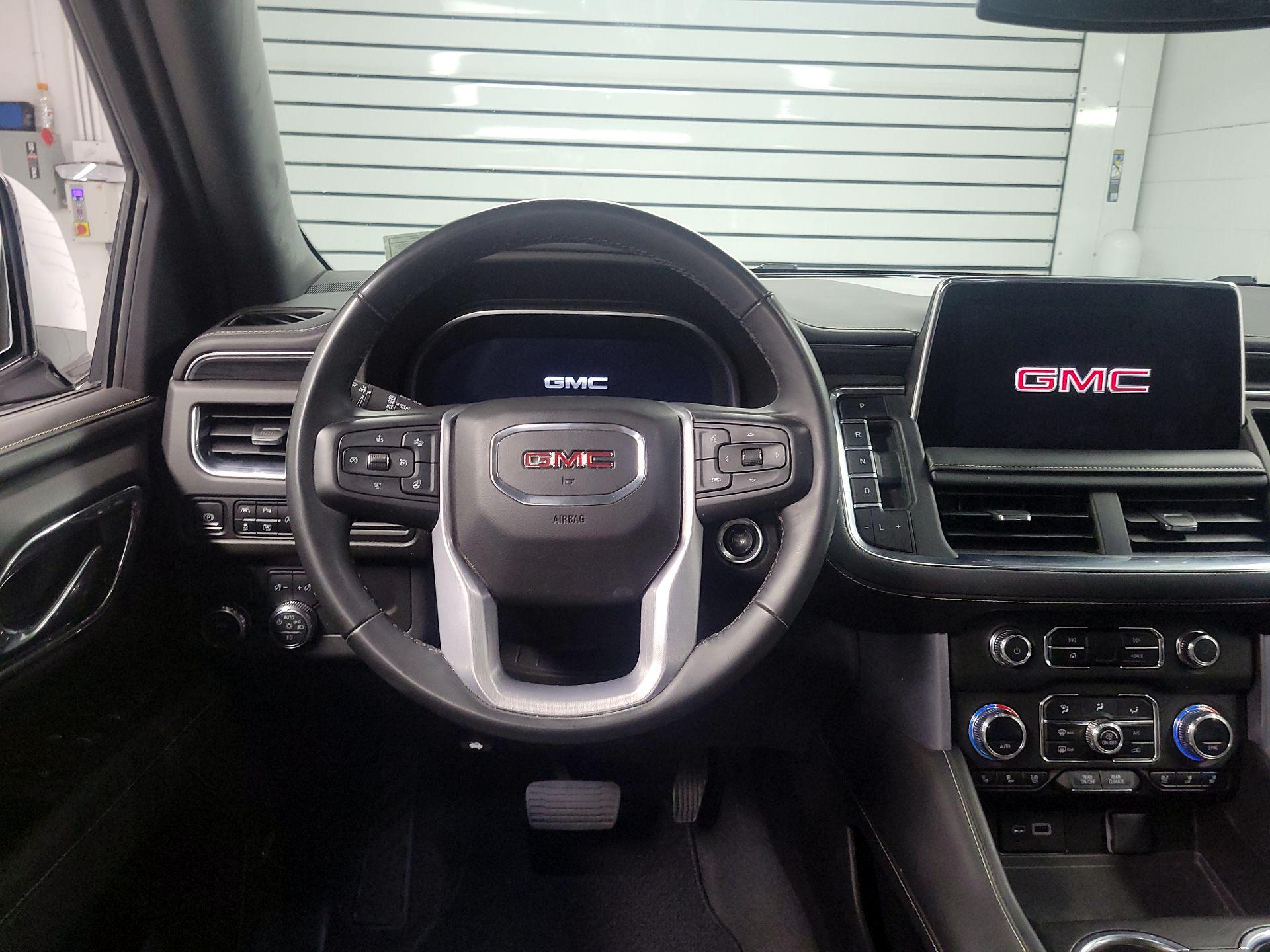 Thumbnail: 2023 GMC Yukon - 10
