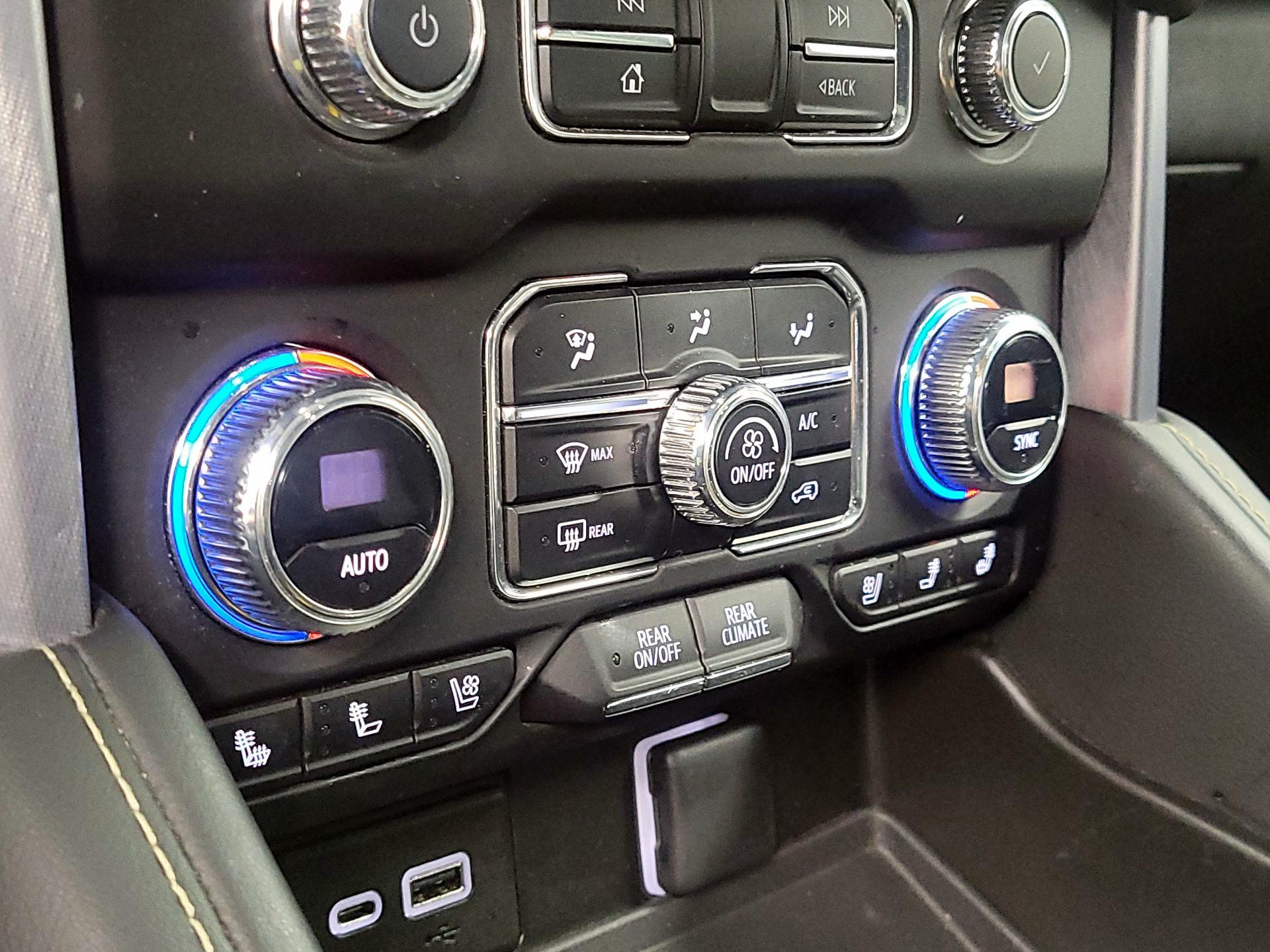 Thumbnail: 2023 GMC Yukon - 16