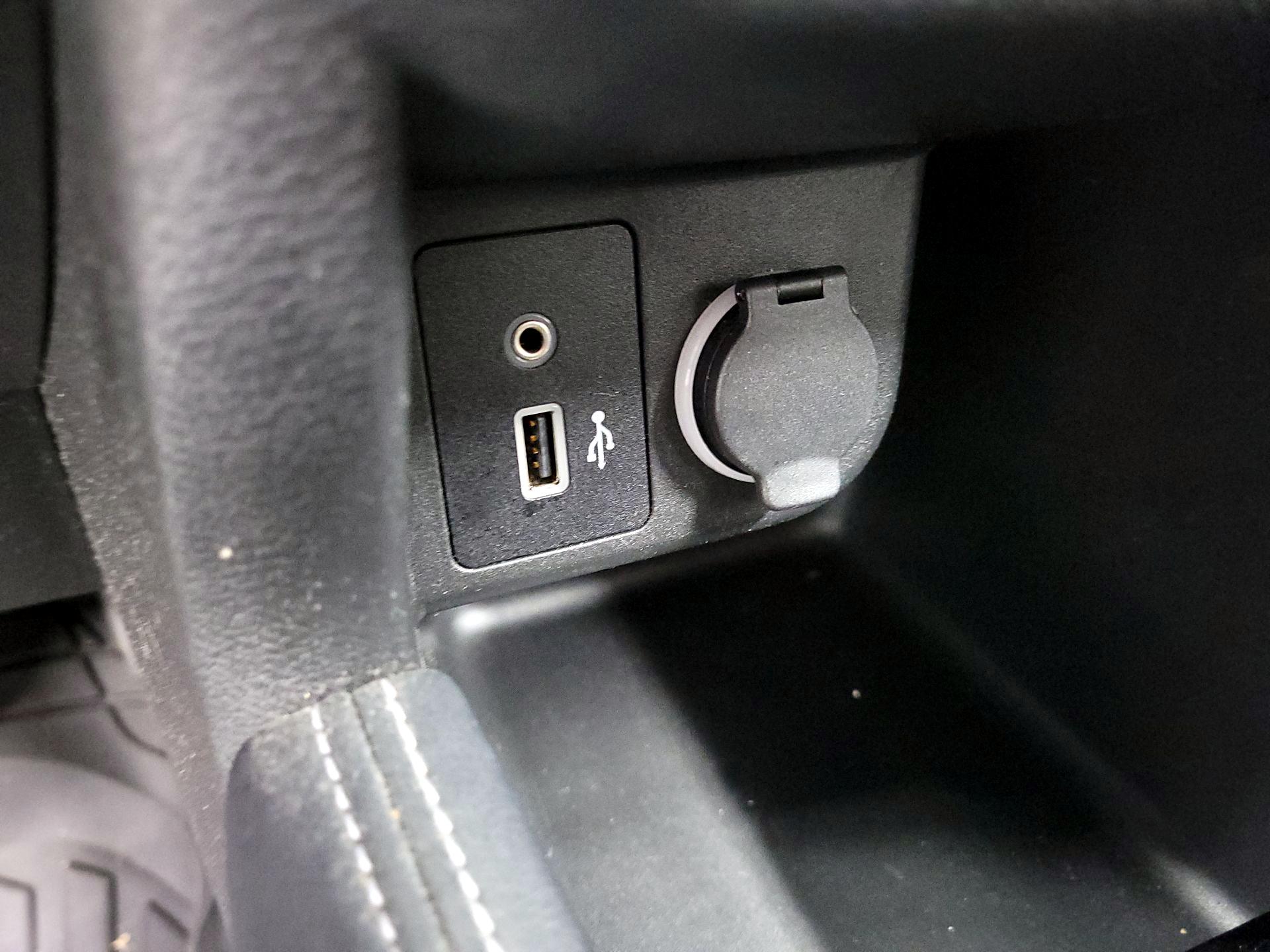Thumbnail: 2019 Nissan Kicks - 18