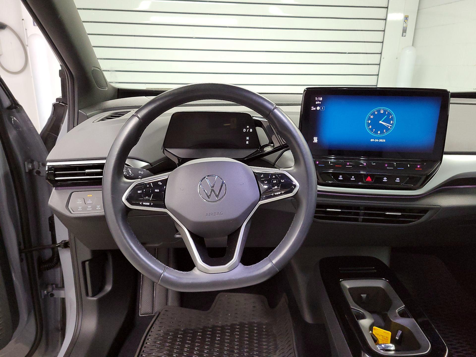 Thumbnail: 2022 Volkswagen ID.4 - 10