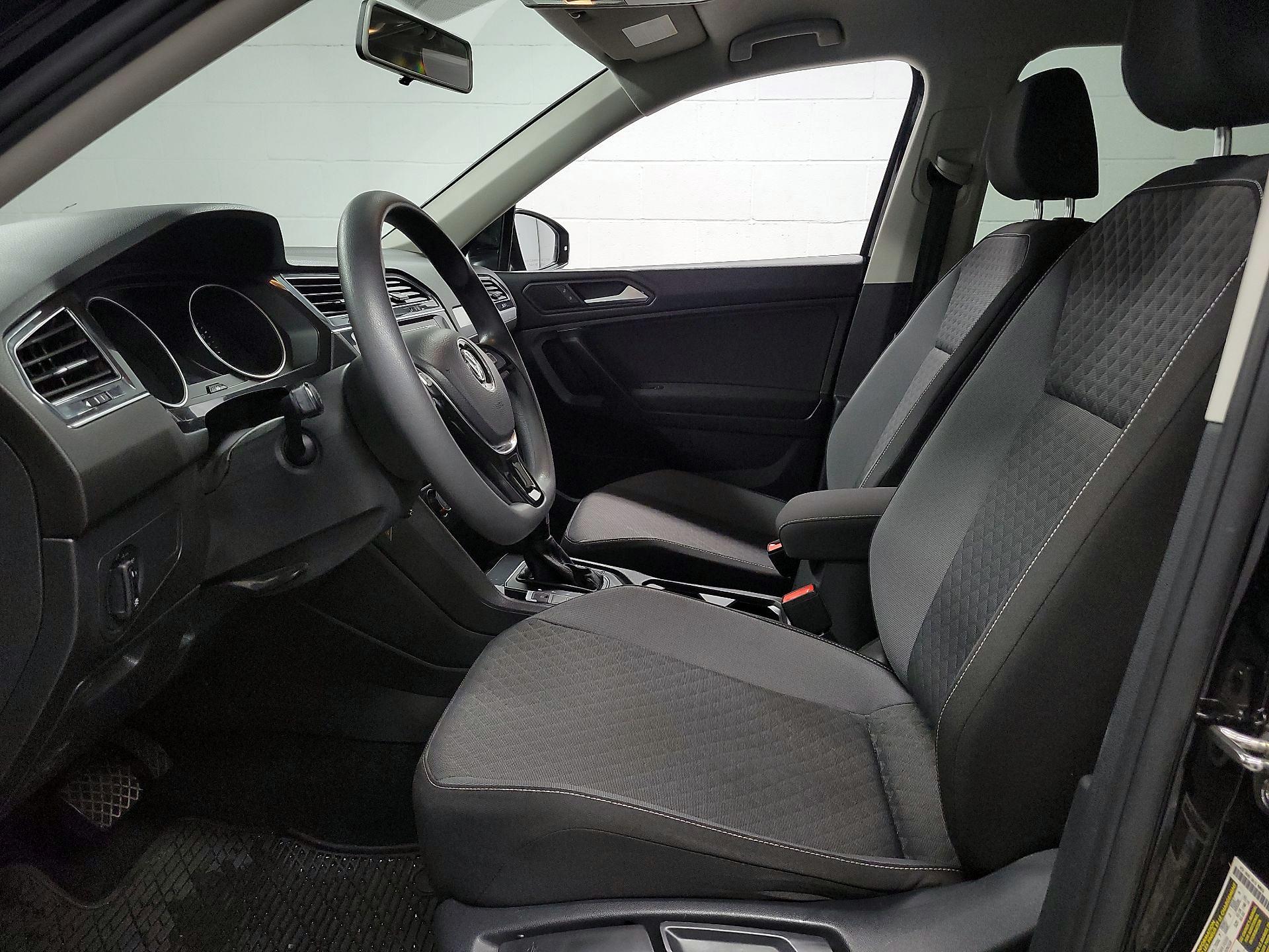 Thumbnail: 2021 Volkswagen Tiguan - 11