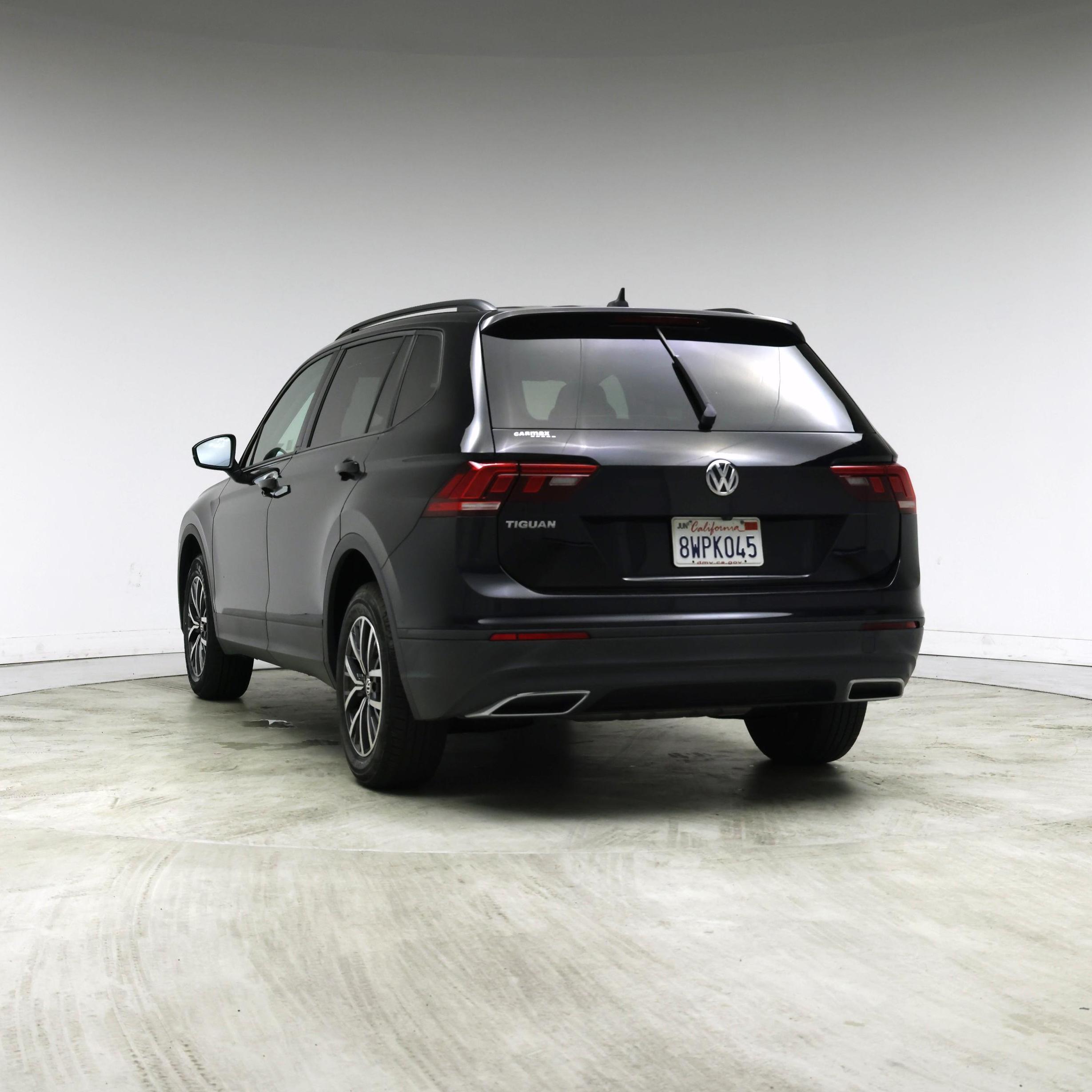 Thumbnail: 2021 Volkswagen Tiguan - 2