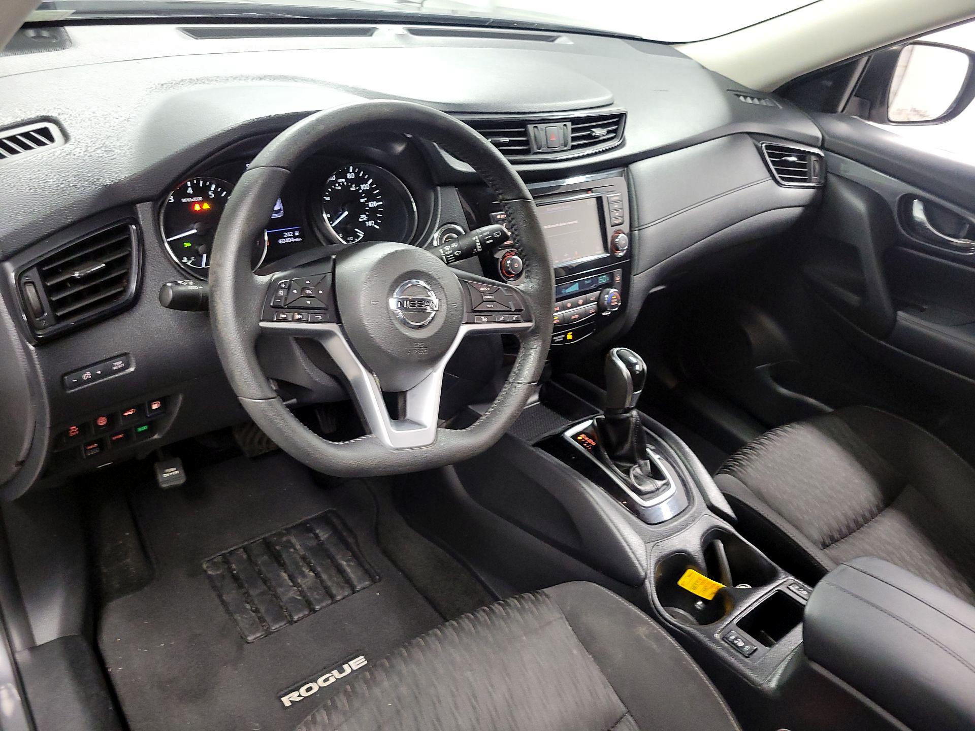 Thumbnail: 2020 Nissan Rogue - 9