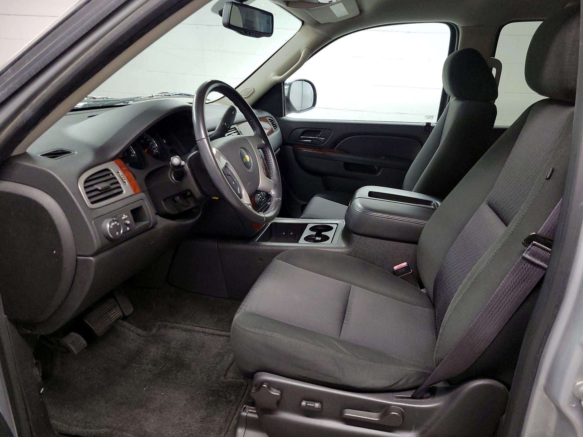 Thumbnail: 2014 Chevrolet Tahoe - 11