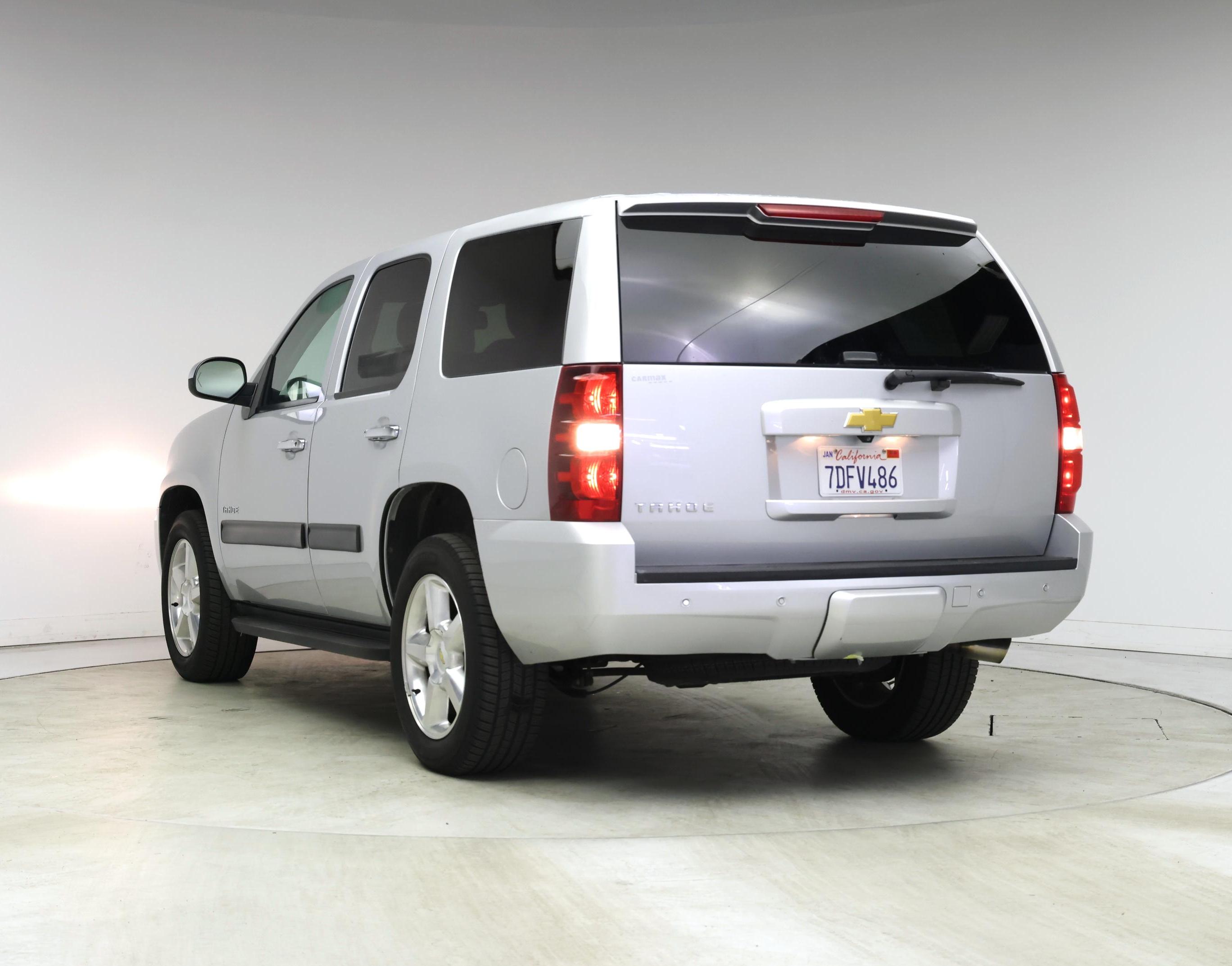 Thumbnail: 2014 Chevrolet Tahoe - 2