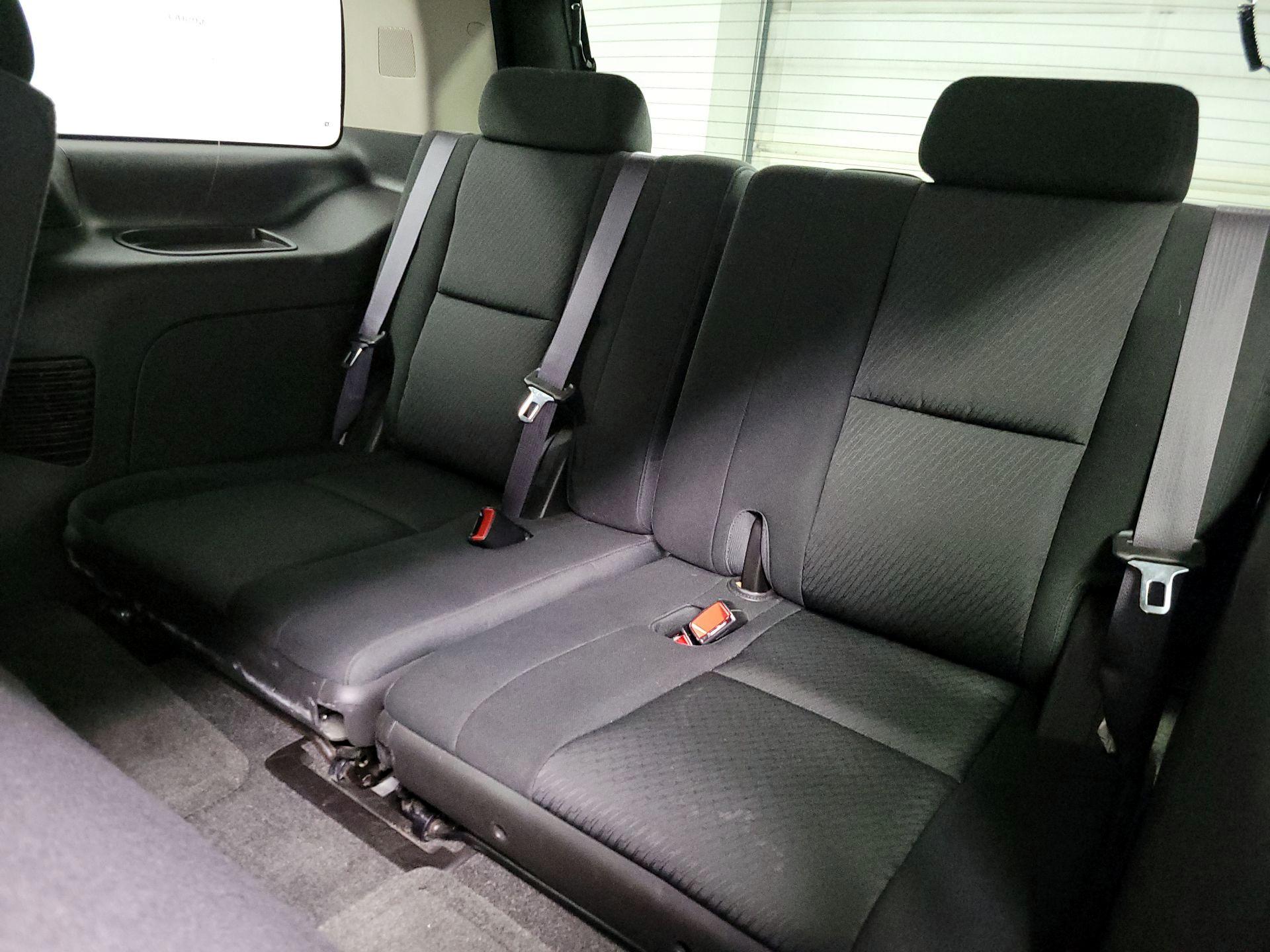 Thumbnail: 2014 Chevrolet Tahoe - 20