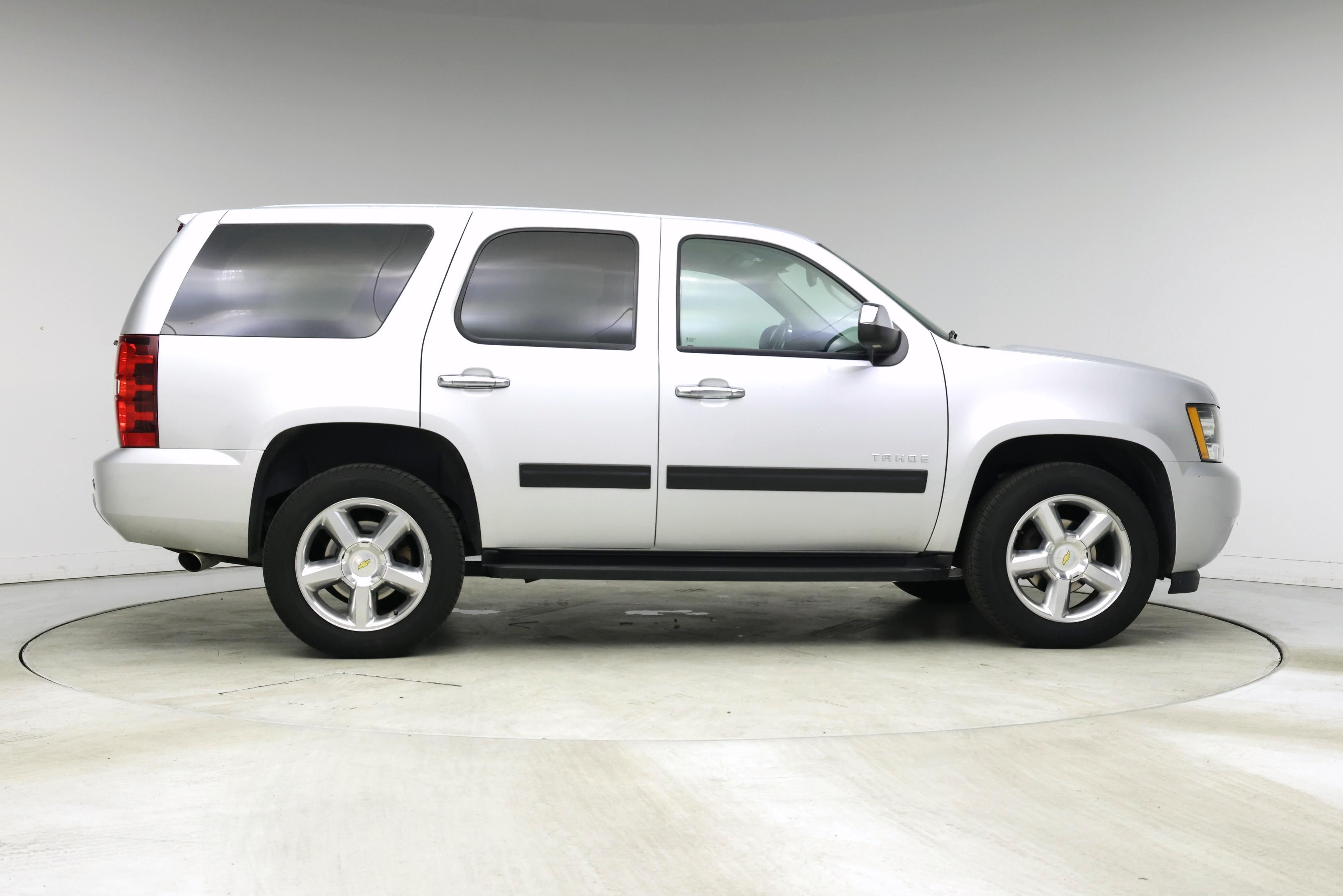 Thumbnail: 2014 Chevrolet Tahoe - 7
