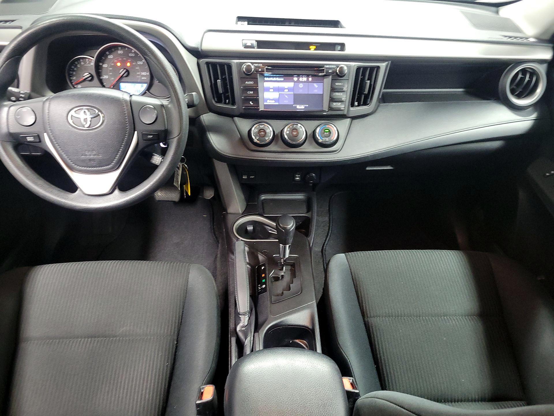 Thumbnail: 2016 Toyota RAV4 - 9