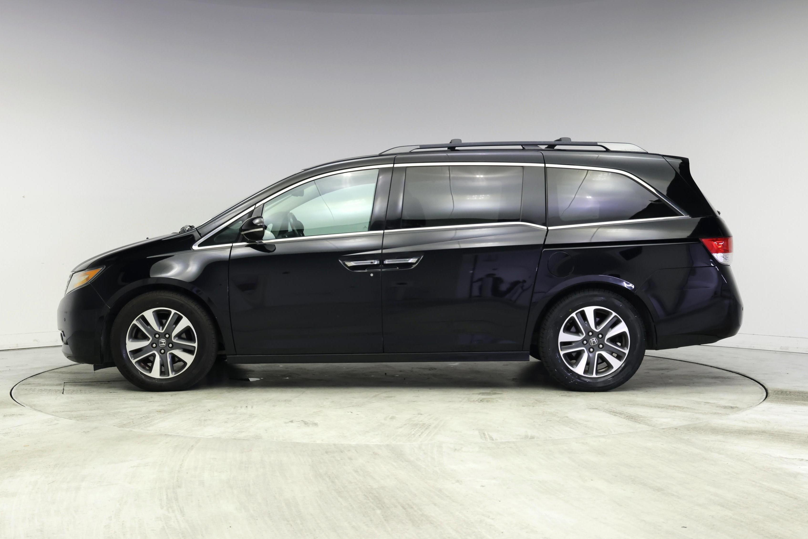 Thumbnail: 2015 Honda Odyssey - 3