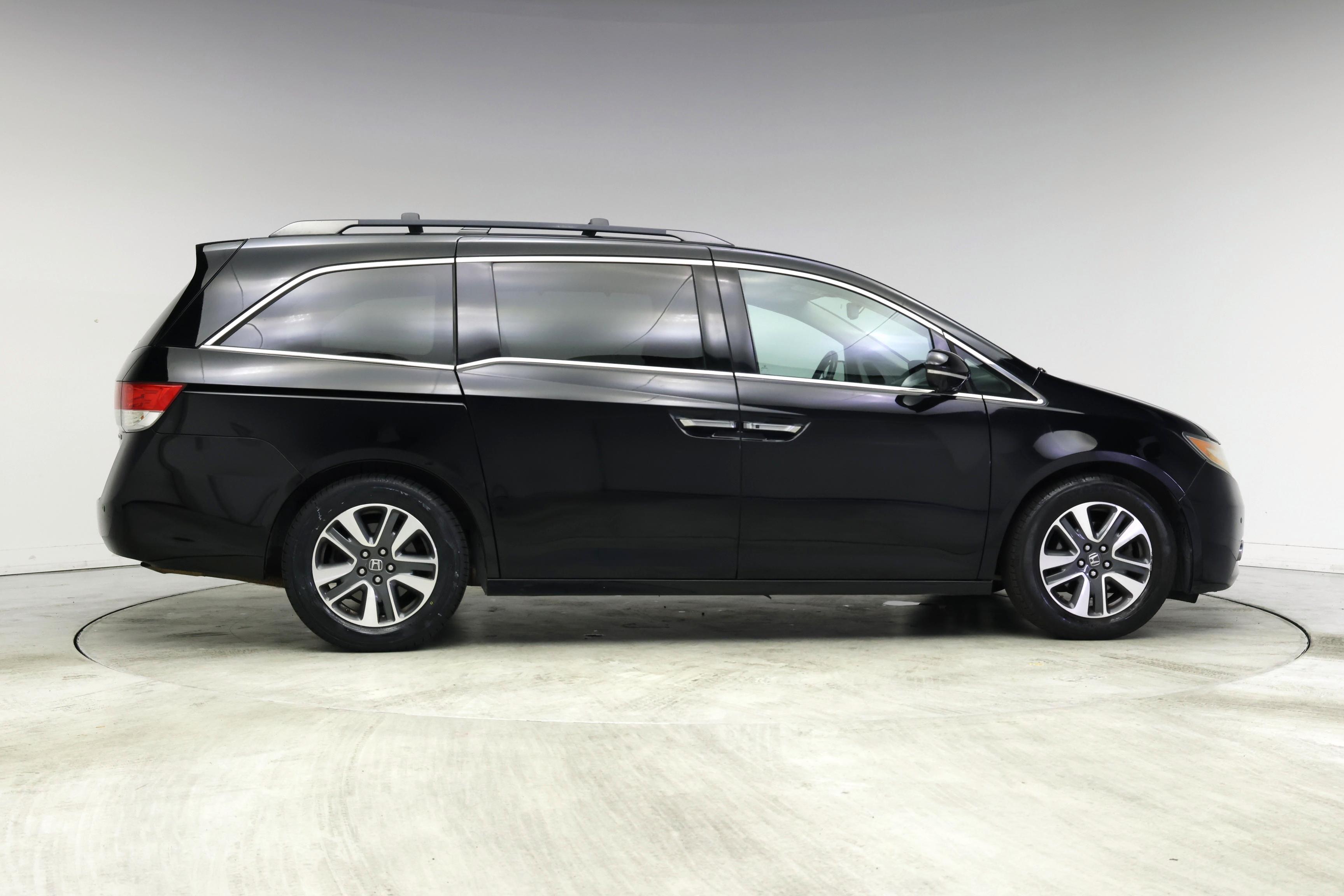 Thumbnail: 2015 Honda Odyssey - 7