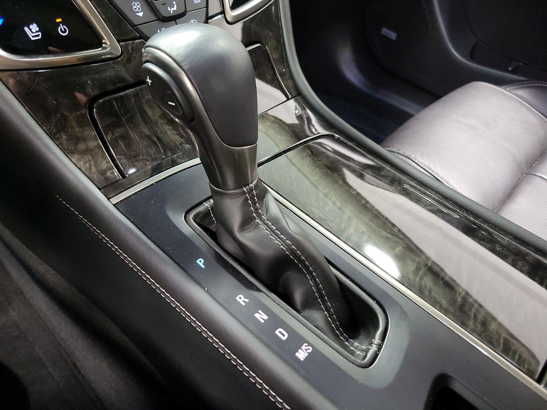 Thumbnail: 2014 Buick LaCrosse - 17