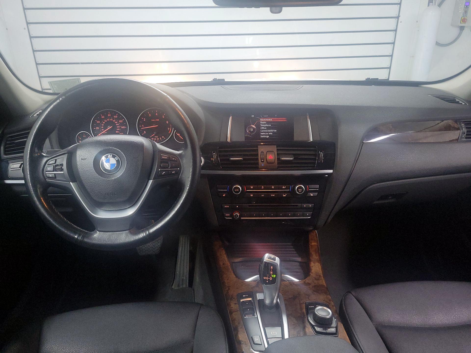 Thumbnail: 2016 BMW X3 - 9