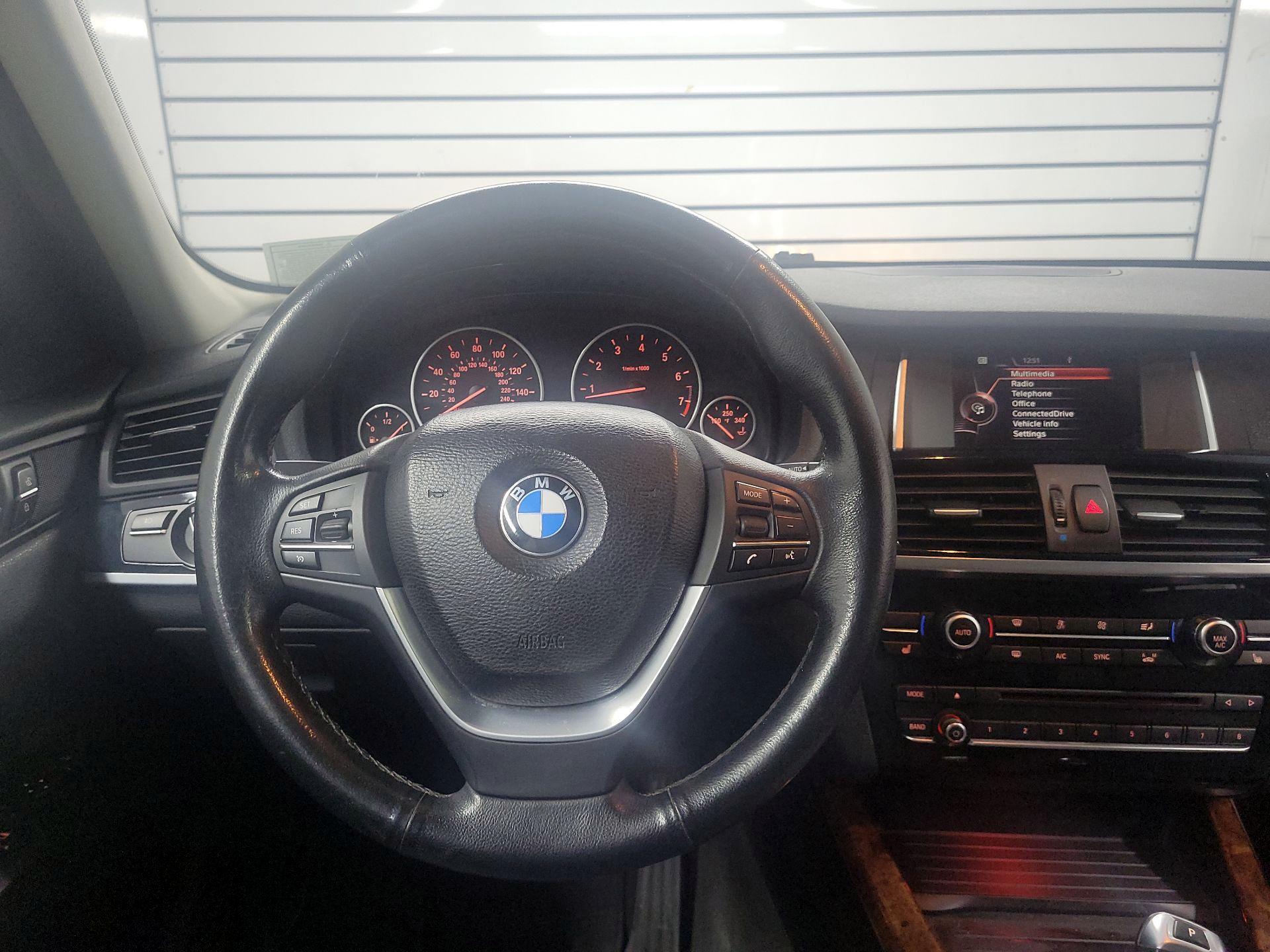 Thumbnail: 2016 BMW X3 - 10