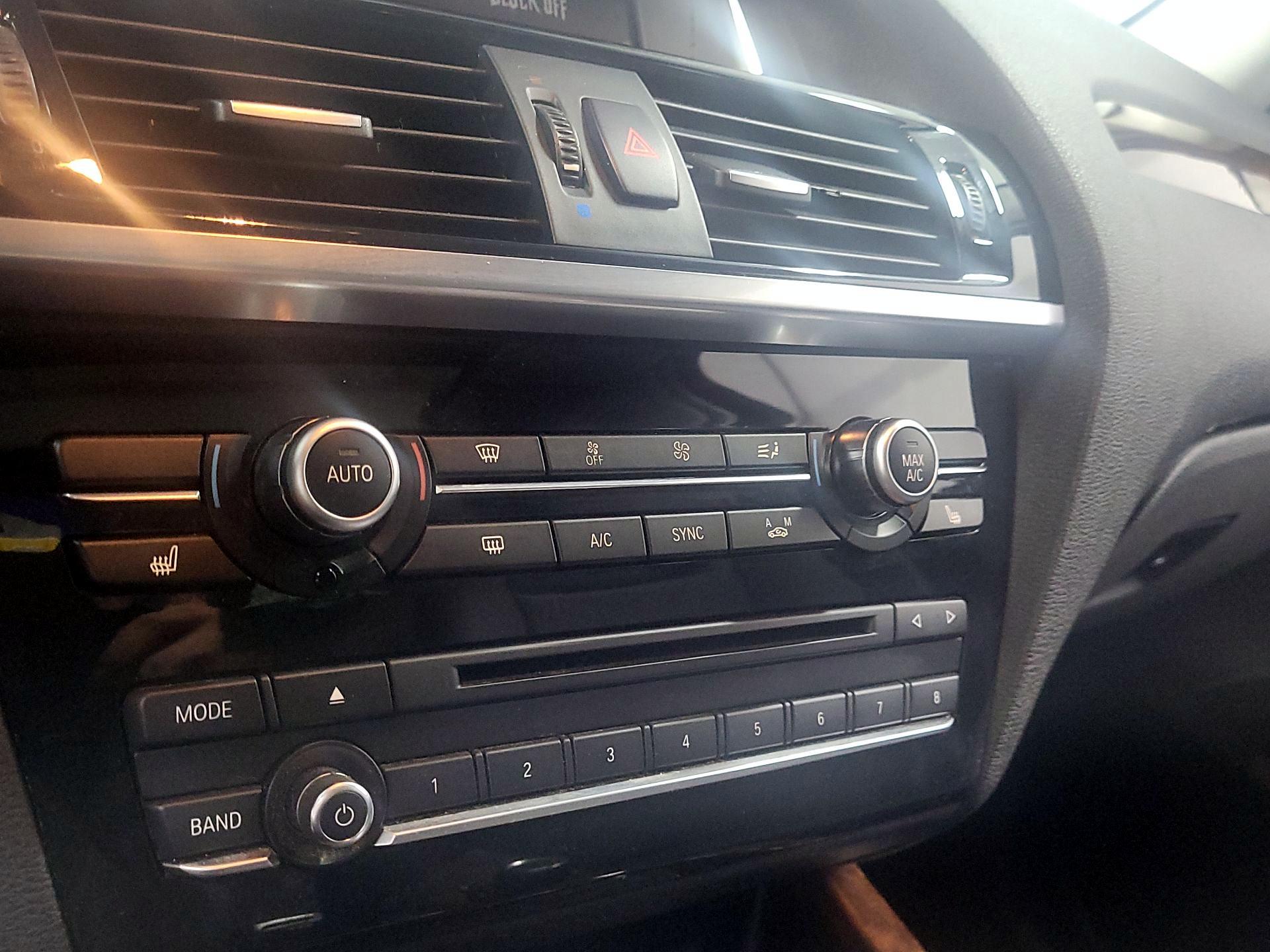Thumbnail: 2016 BMW X3 - 15