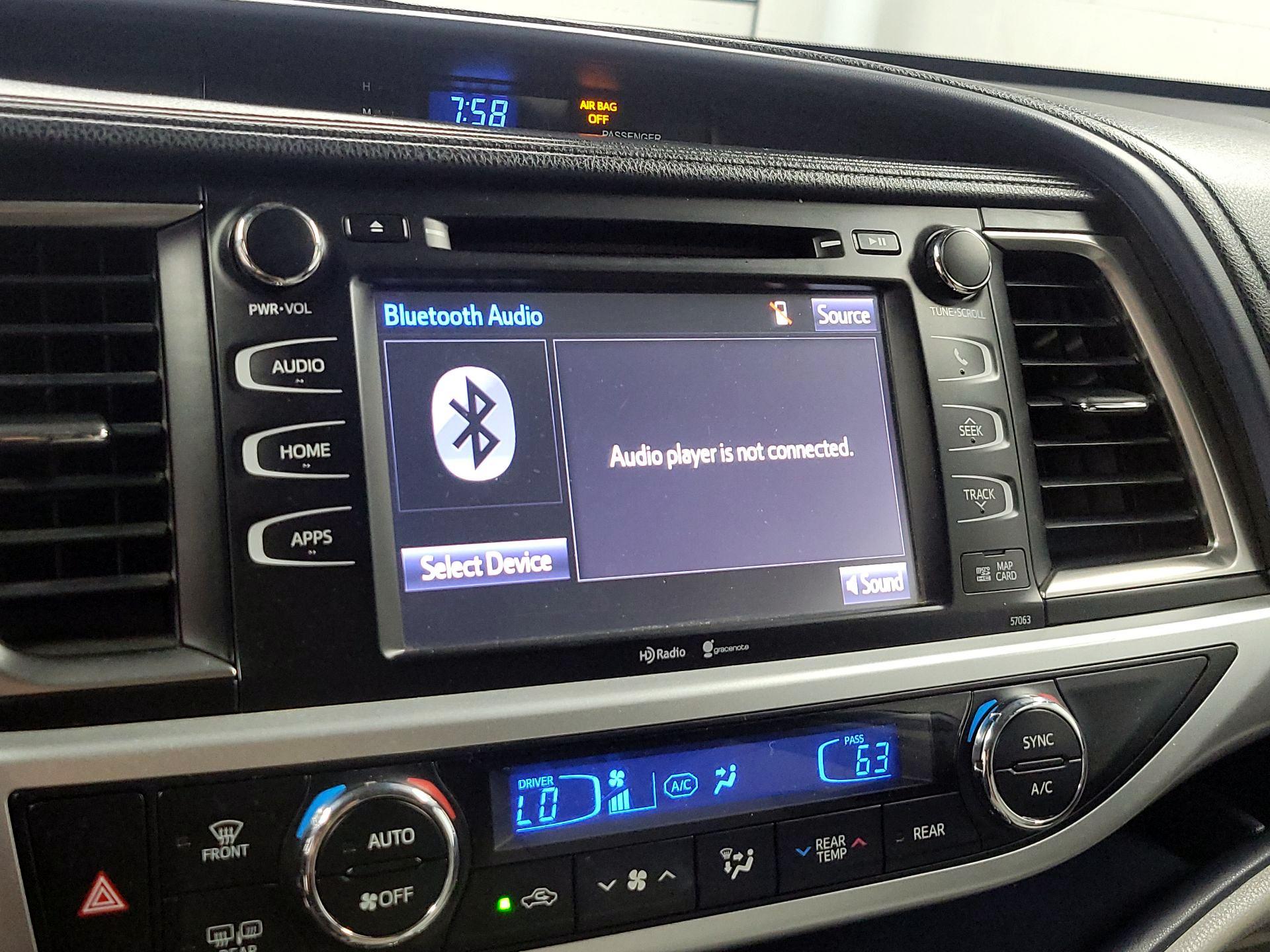 Thumbnail: 2014 Toyota Highlander - 14
