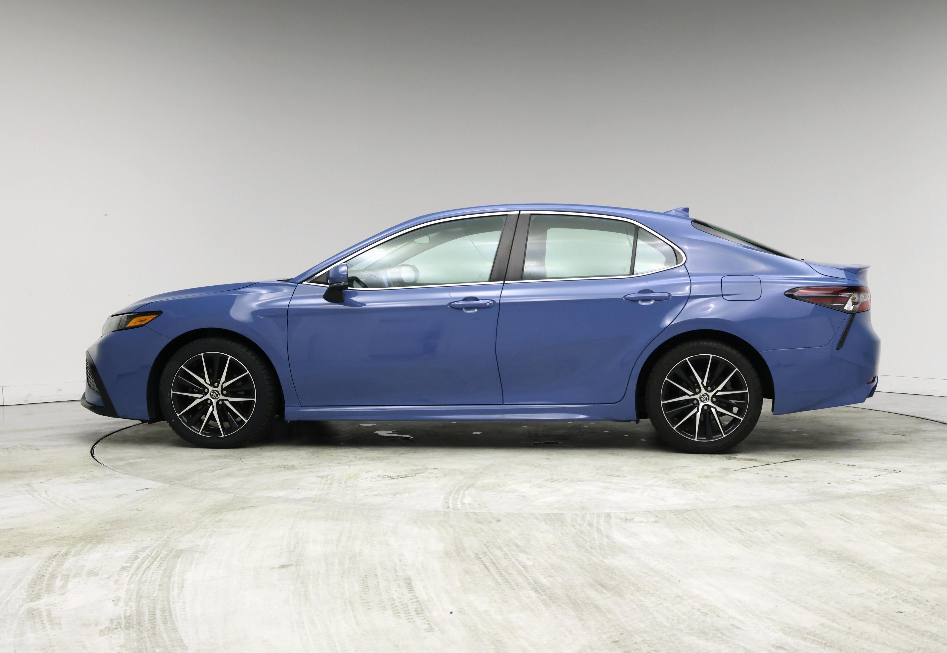 Thumbnail: 2023 Toyota Camry - 3