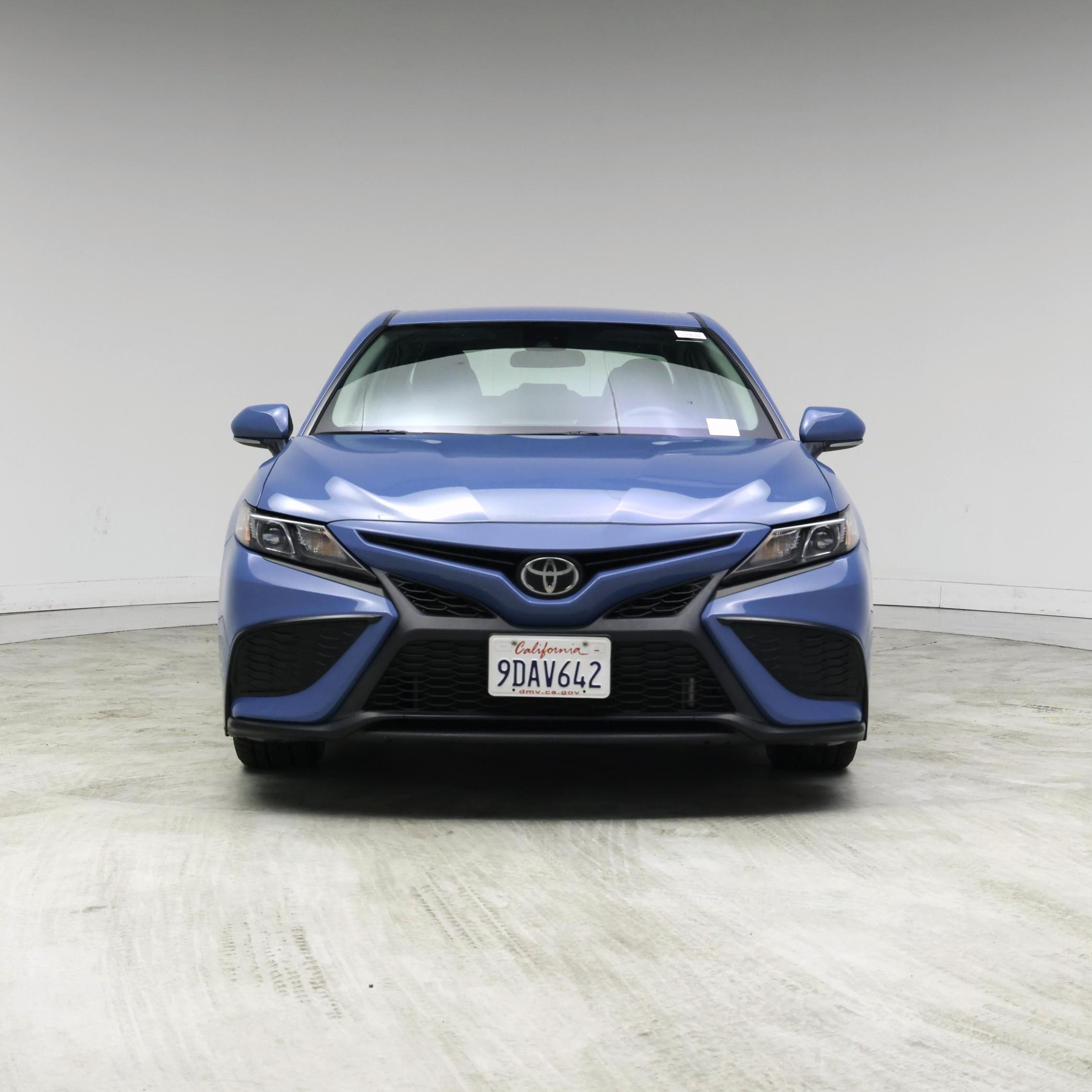 Thumbnail: 2023 Toyota Camry - 5