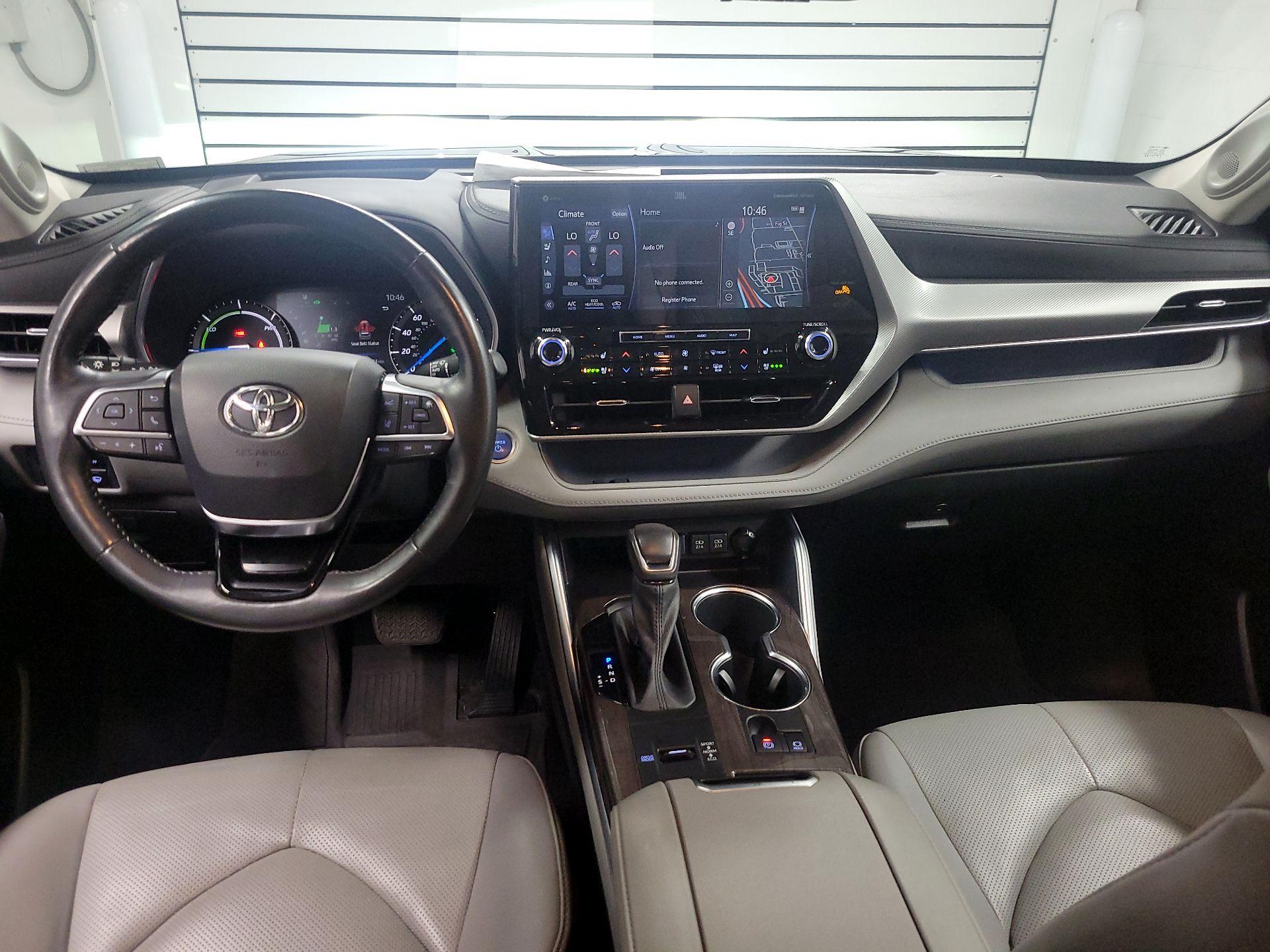Thumbnail: 2021 Toyota Highlander - 9