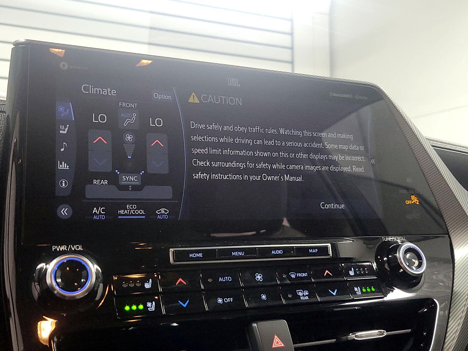 Thumbnail: 2021 Toyota Highlander - 15