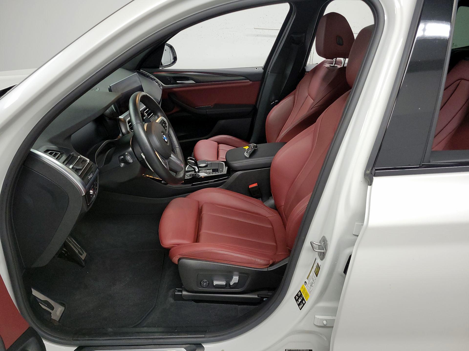 Thumbnail: 2023 BMW X3 - 11