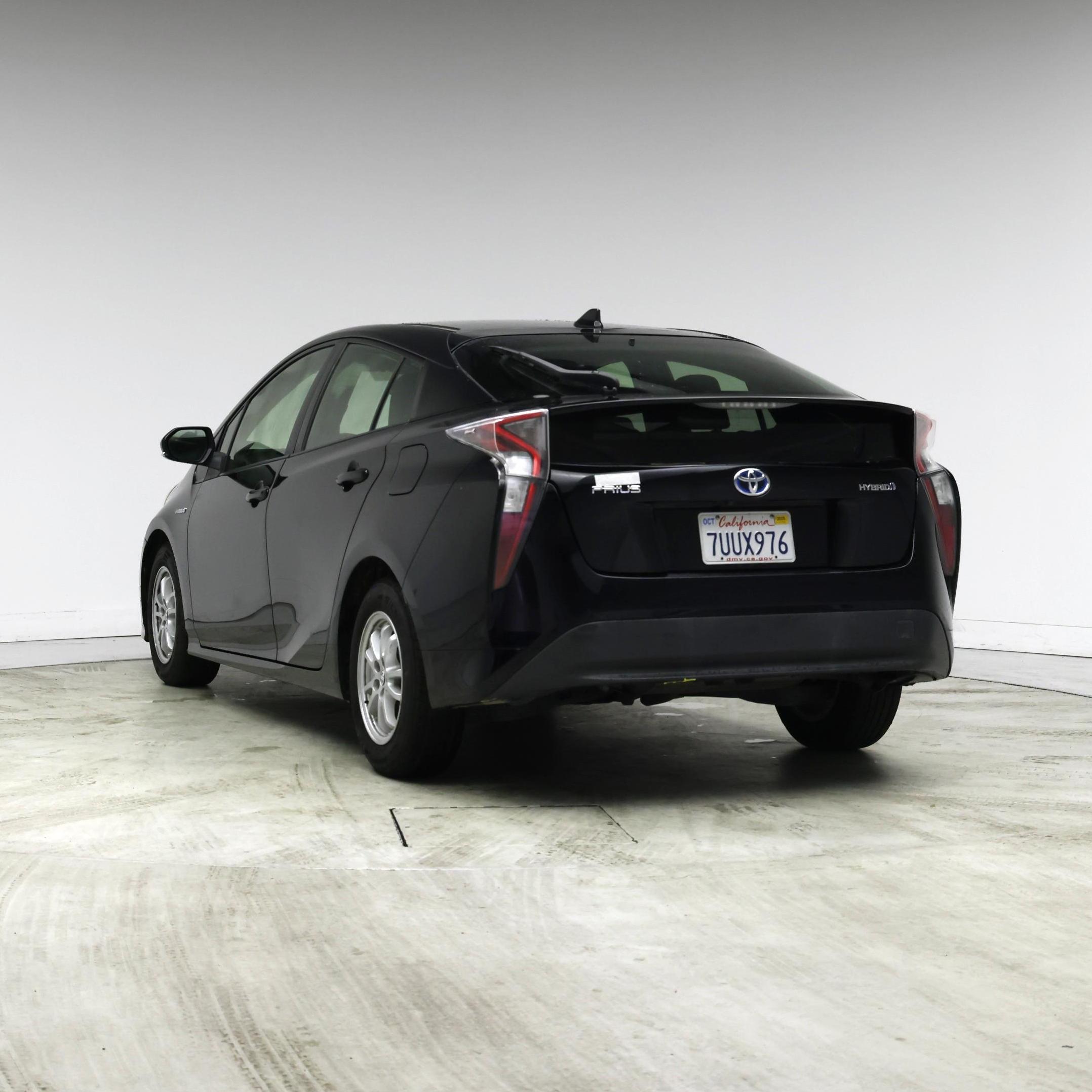 Thumbnail: 2016 Toyota Prius - 2