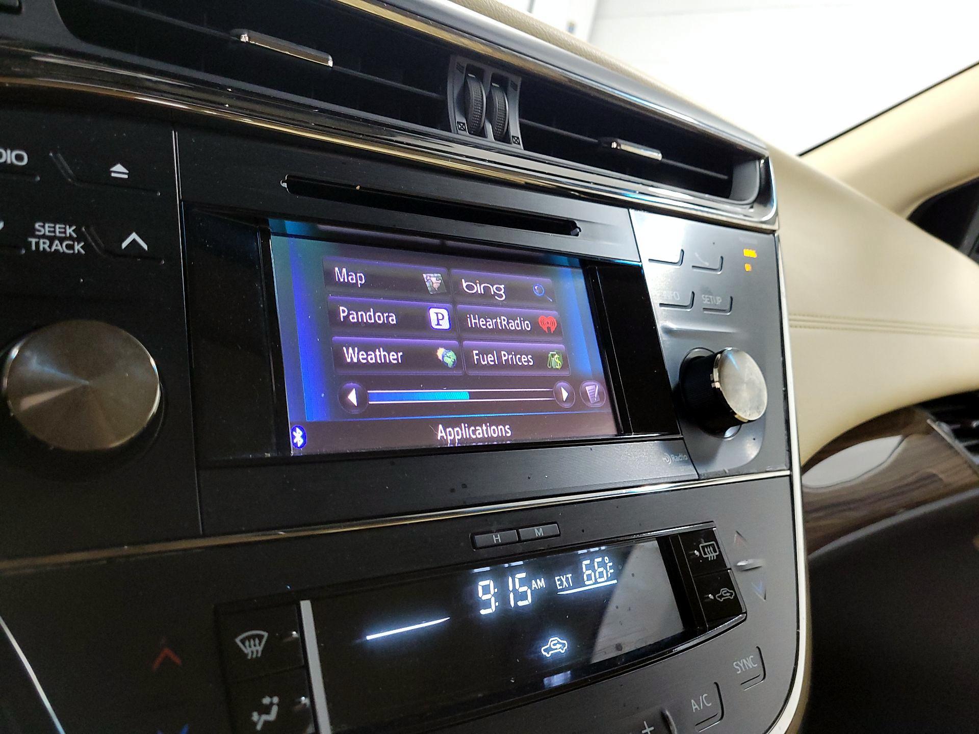 Thumbnail: 2014 Toyota Avalon - 16
