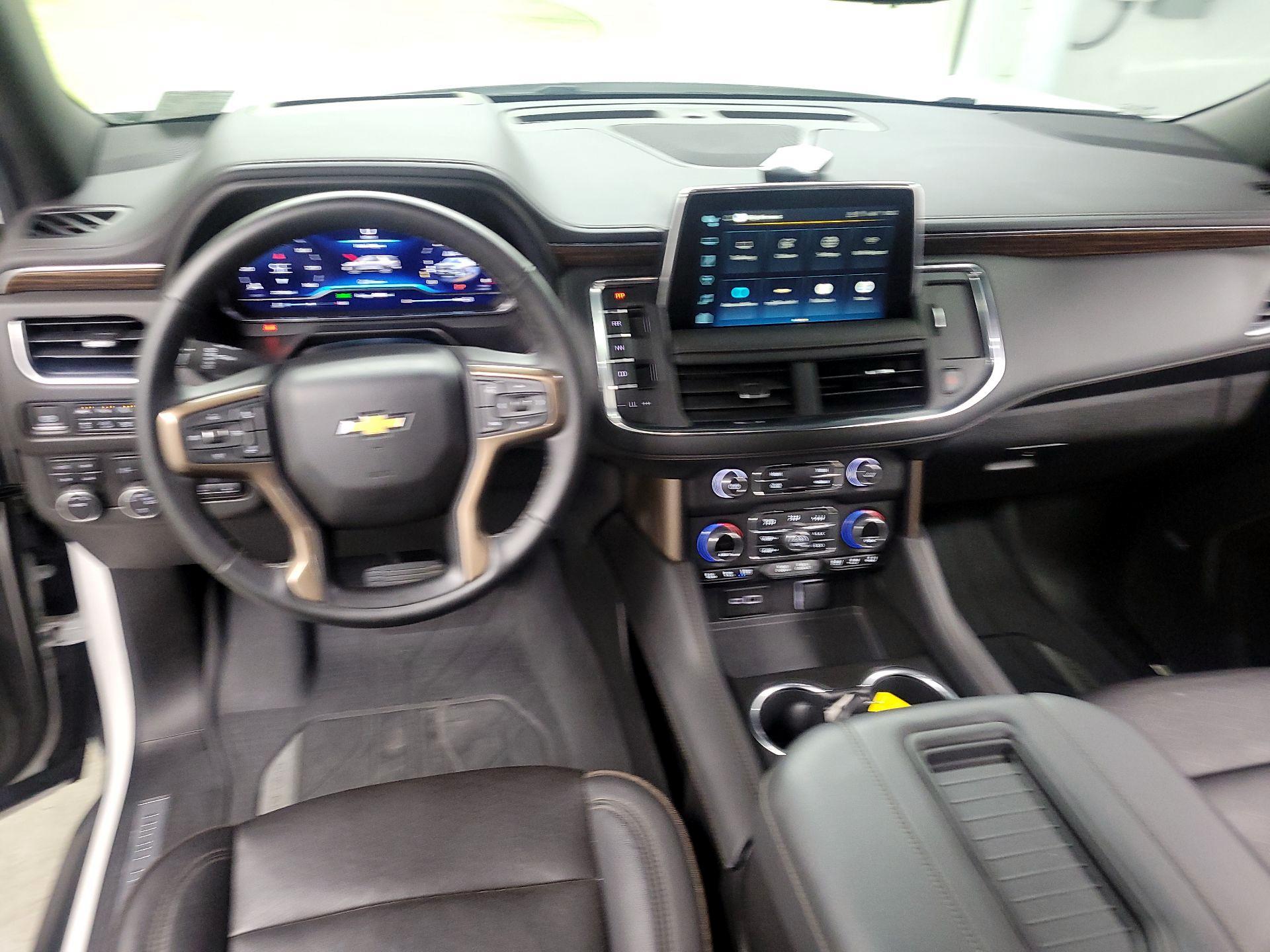 Thumbnail: 2023 Chevrolet Suburban - 9