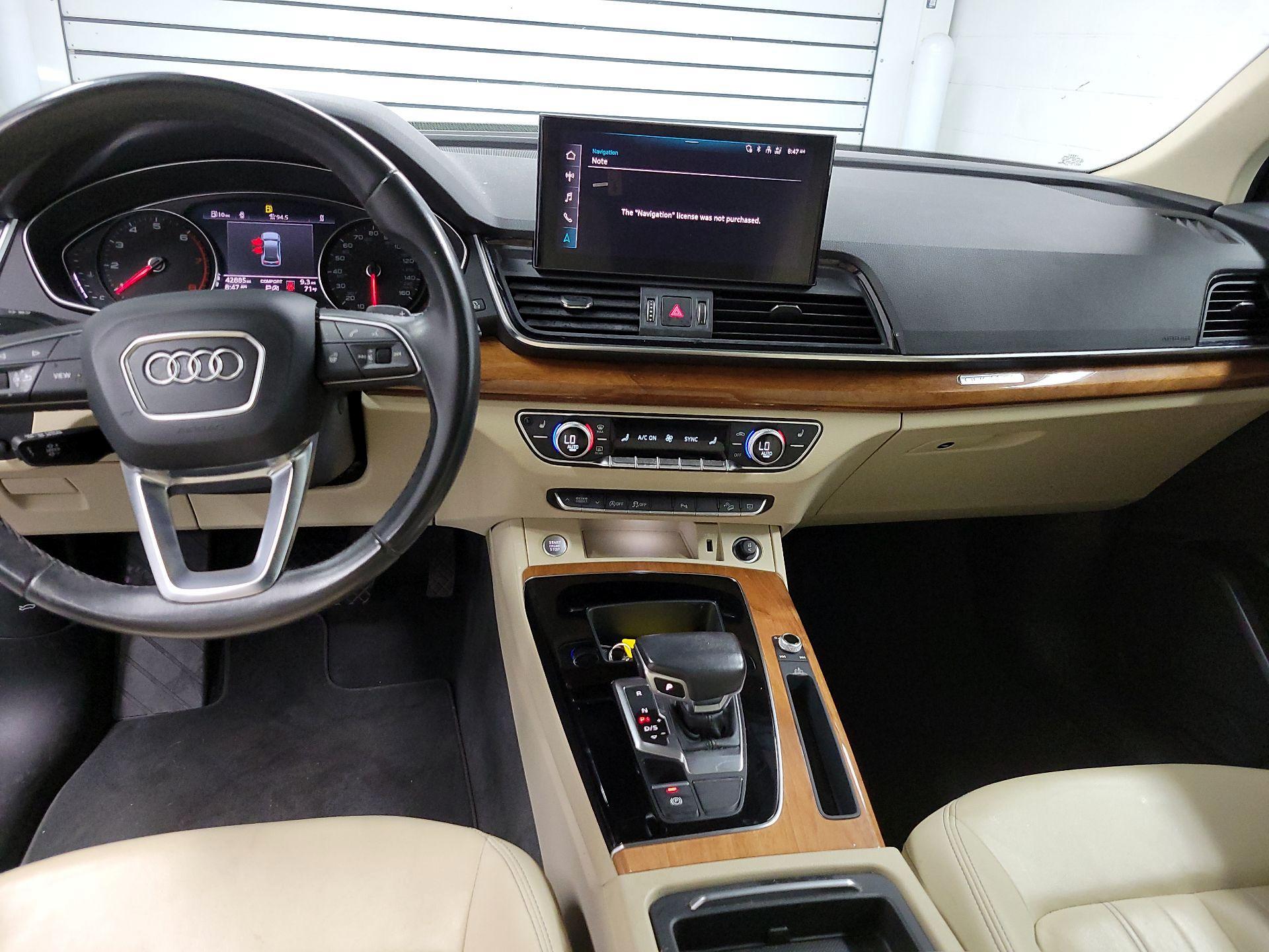 Thumbnail: 2022 Audi Q5 - 9