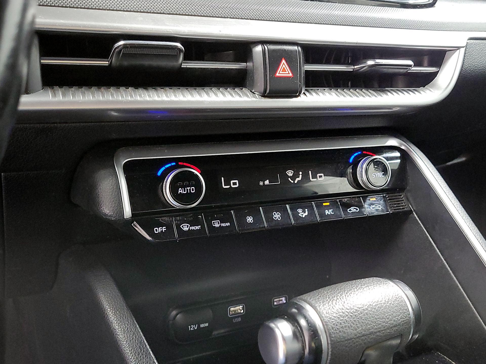 Thumbnail: 2022 Kia K5 - 17