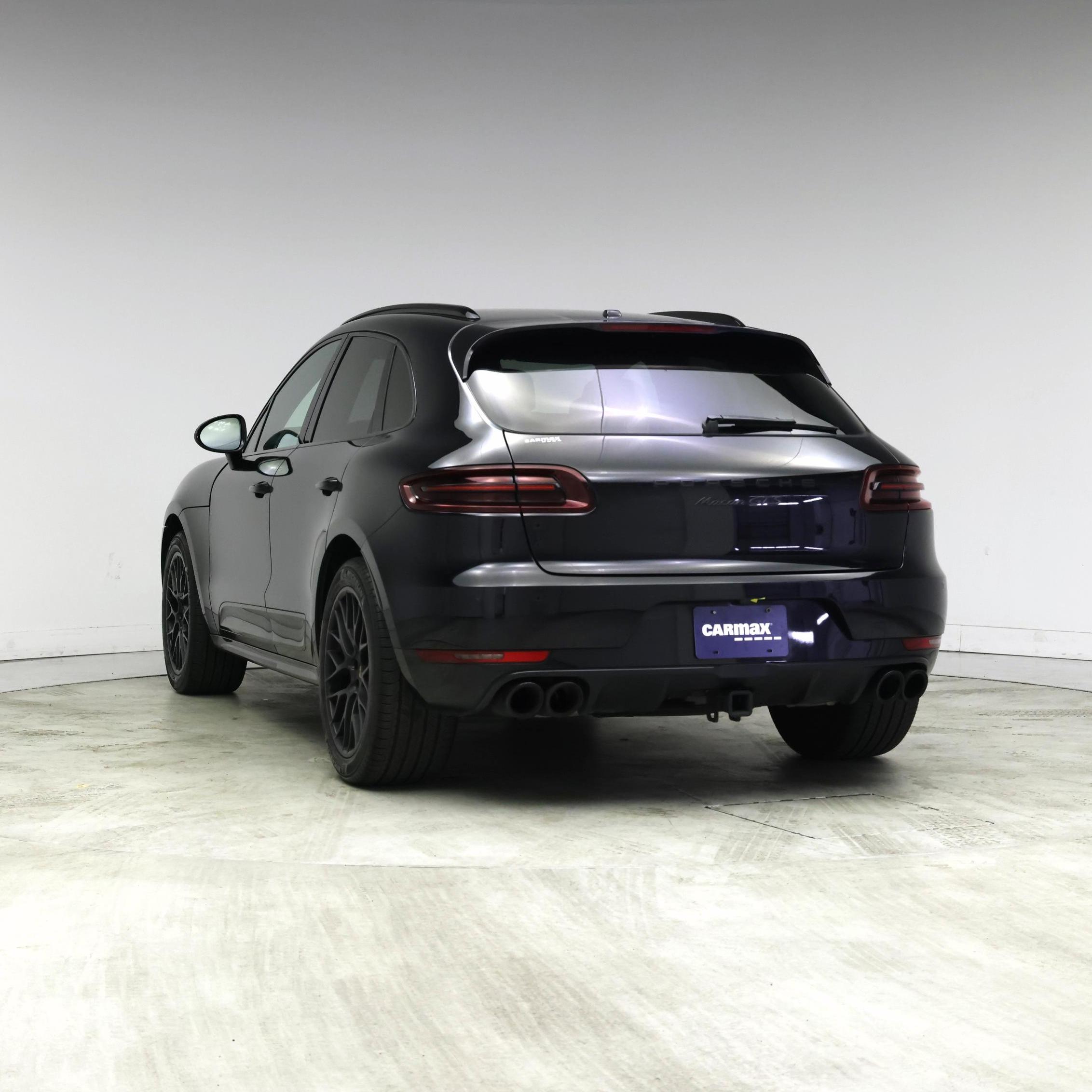 Thumbnail: 2018 Porsche Macan - 2