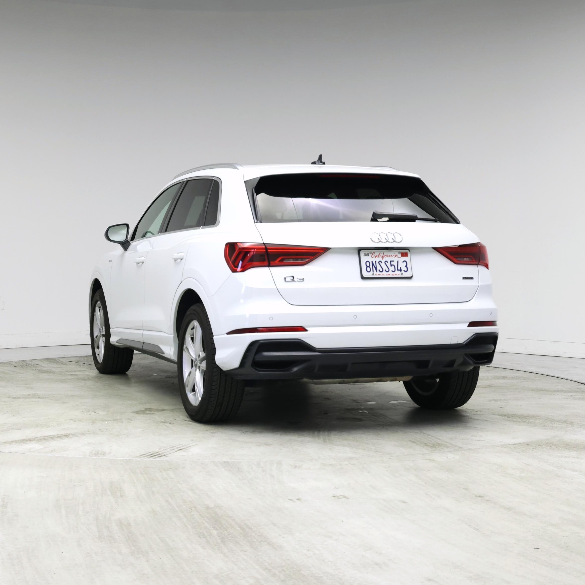 Thumbnail: 2020 Audi Q3 - 2