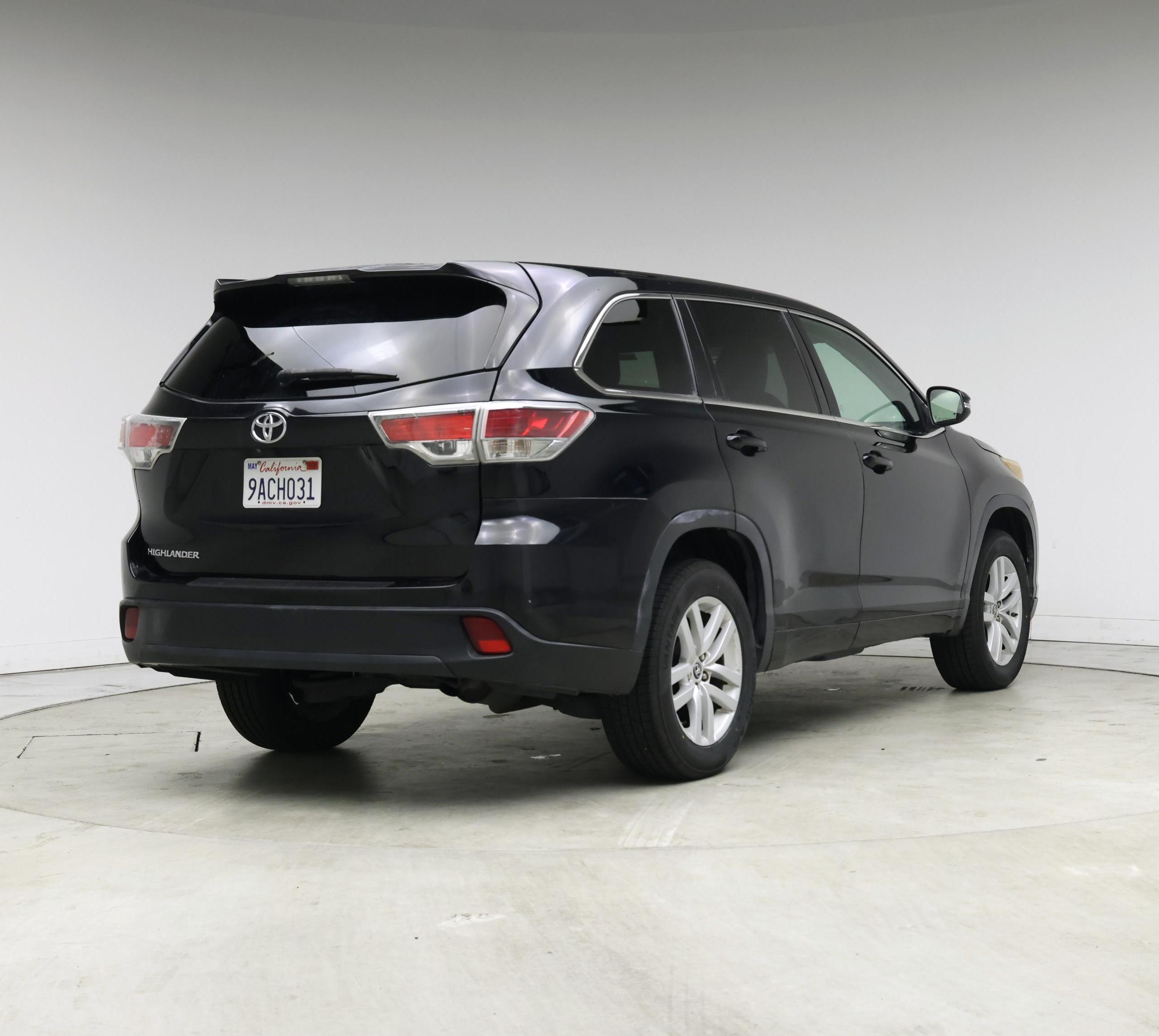 Thumbnail: 2016 Toyota Highlander - 8