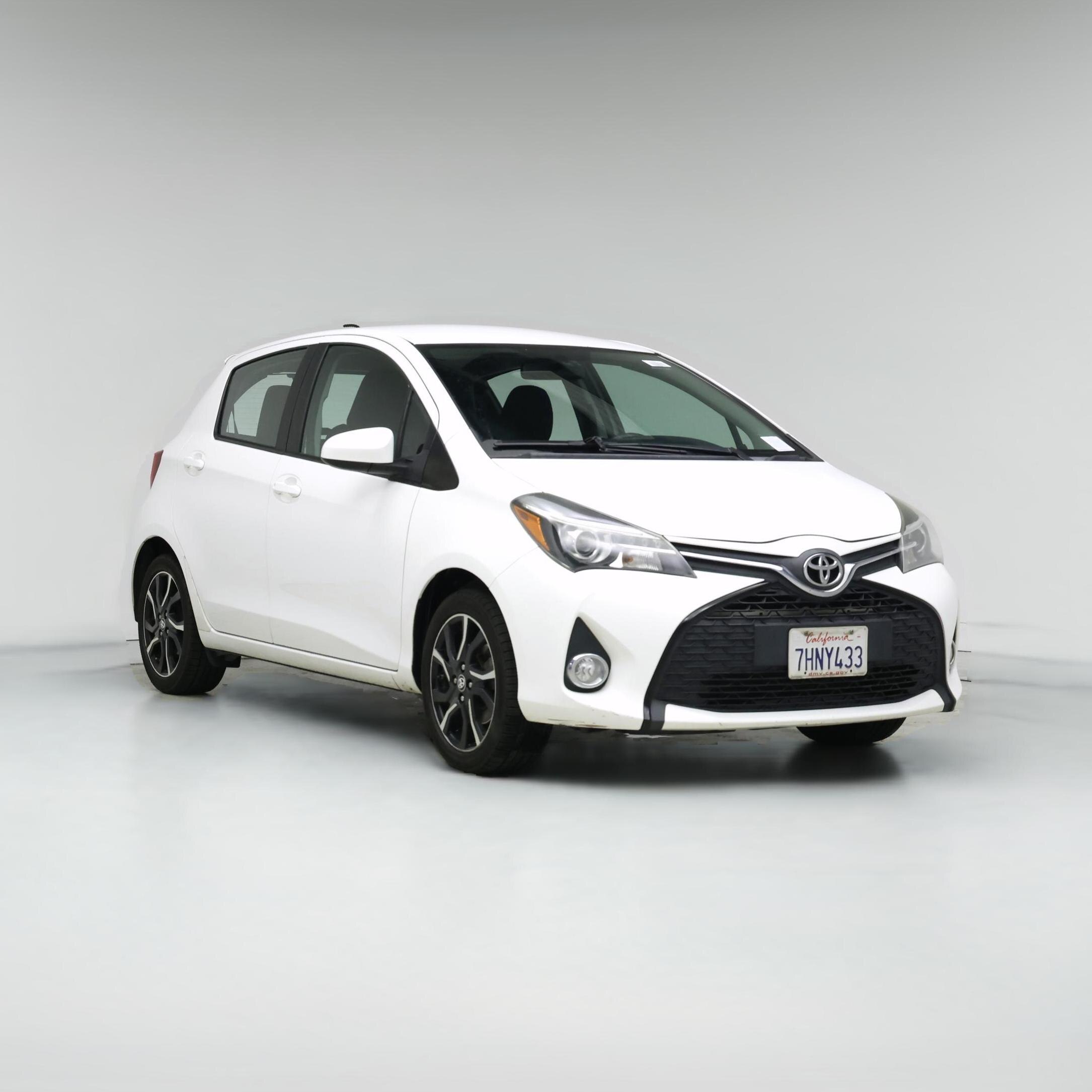 Thumbnail: 2015 Toyota Yaris - 1