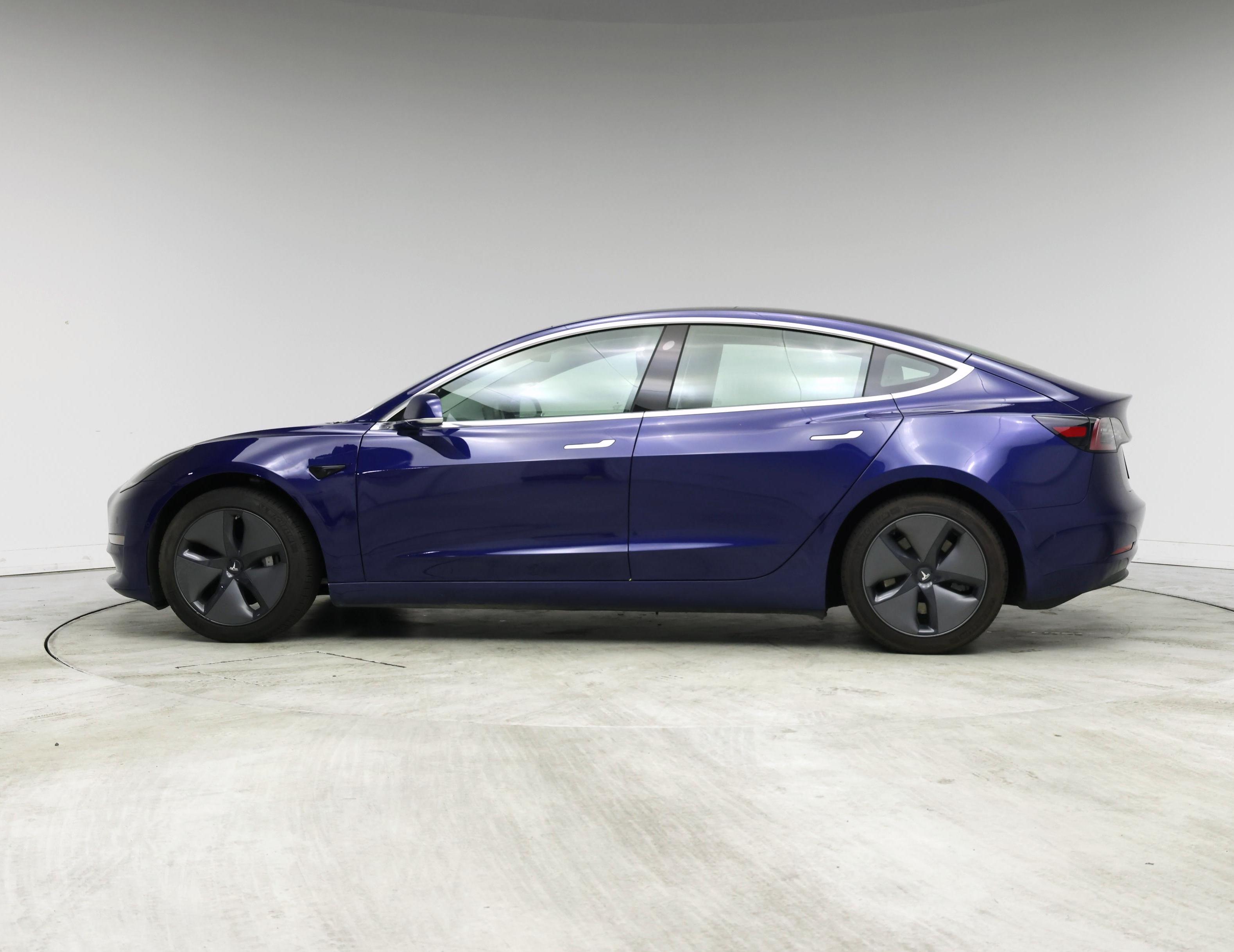 Thumbnail: 2019 Tesla Model 3 - 3