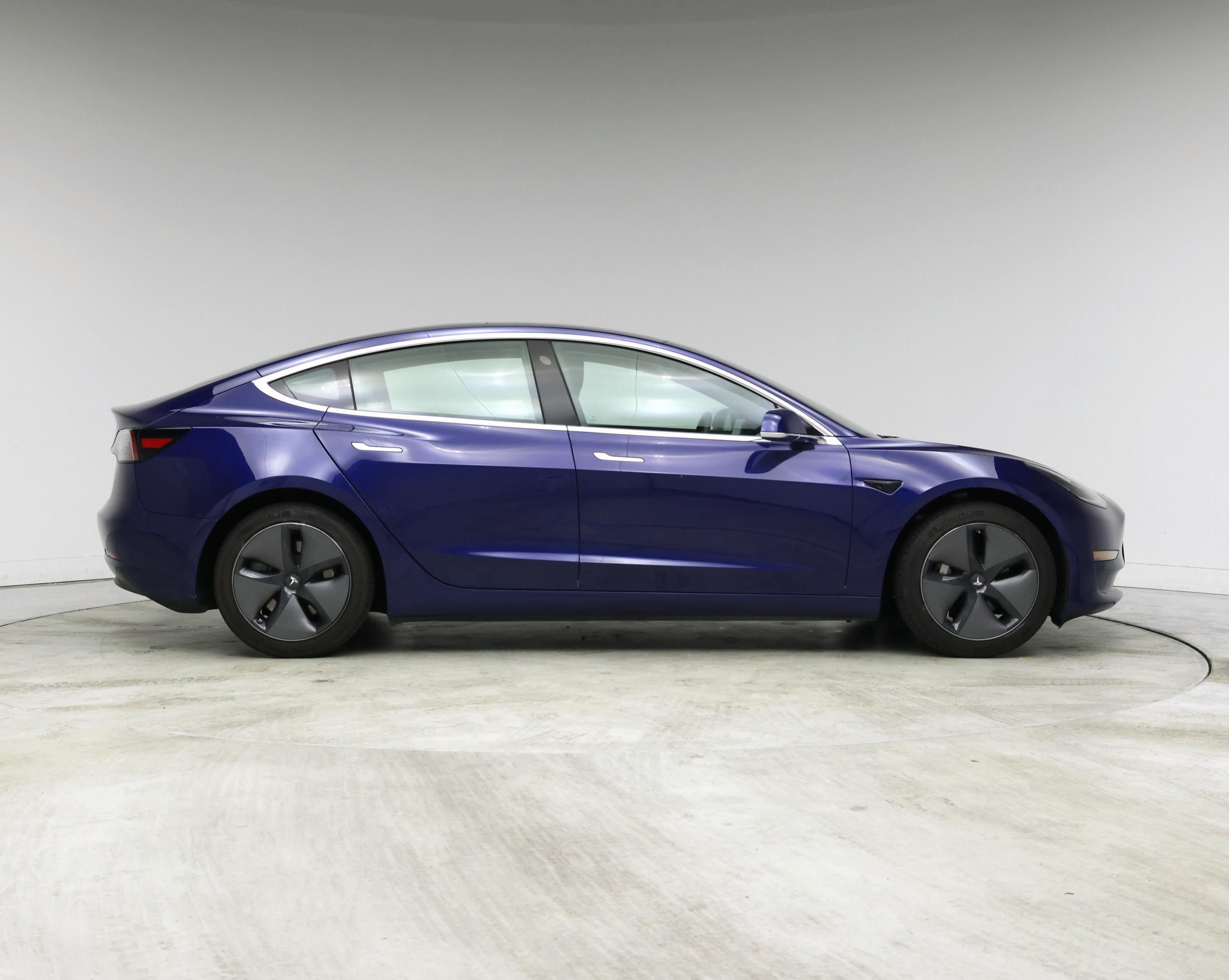 Thumbnail: 2019 Tesla Model 3 - 7