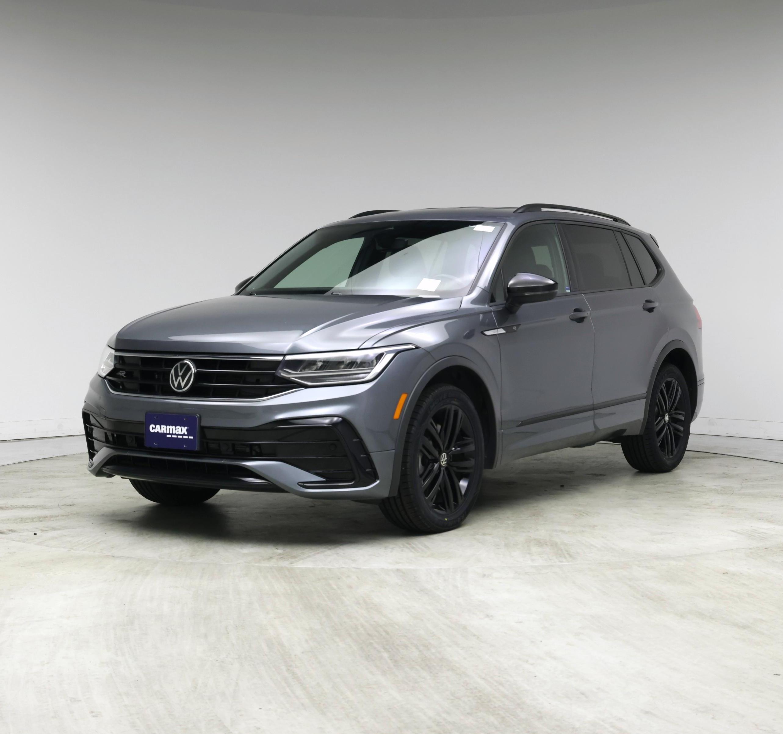 Thumbnail: 2022 Volkswagen Tiguan - 4