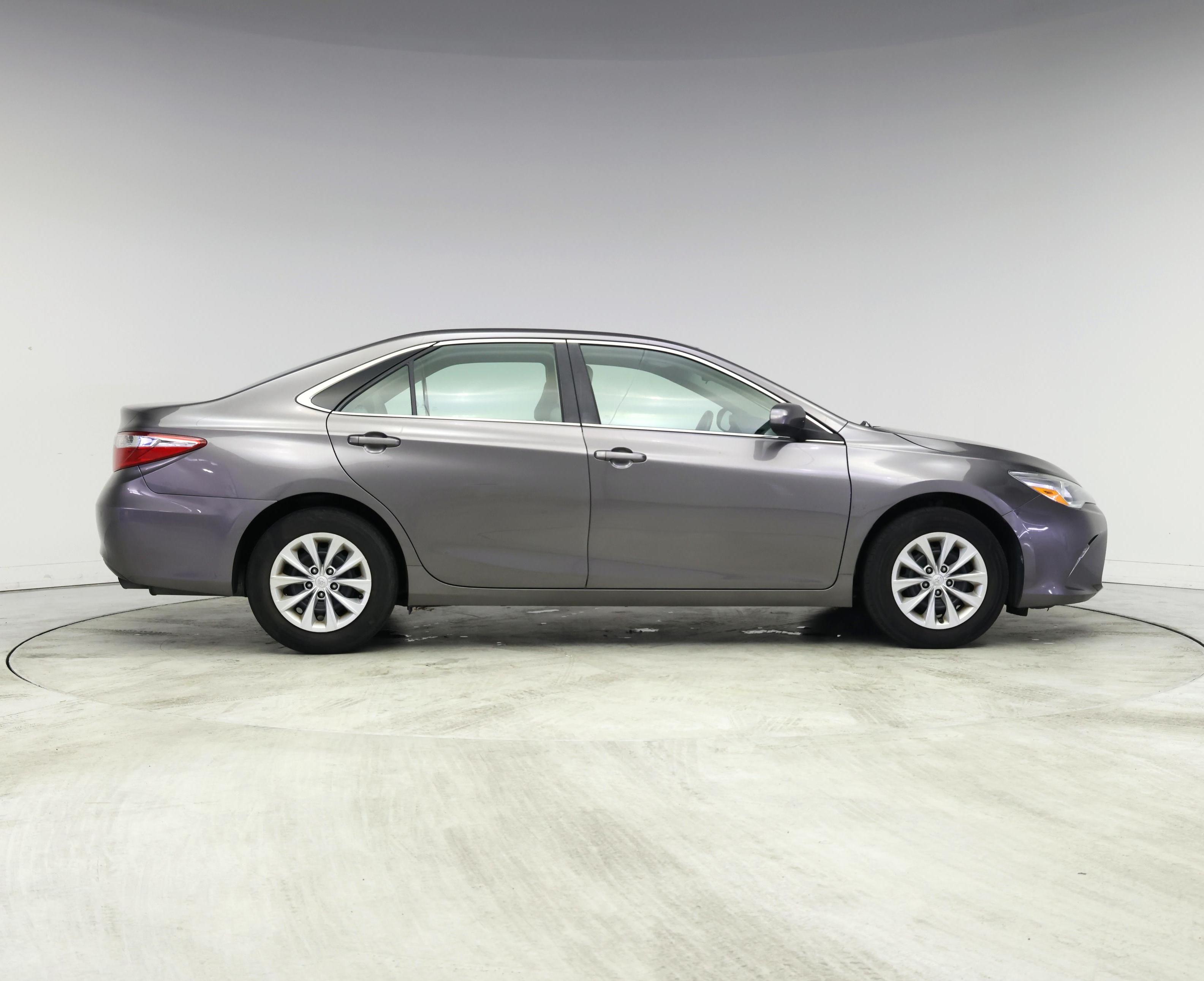 Thumbnail: 2015 Toyota Camry - 7