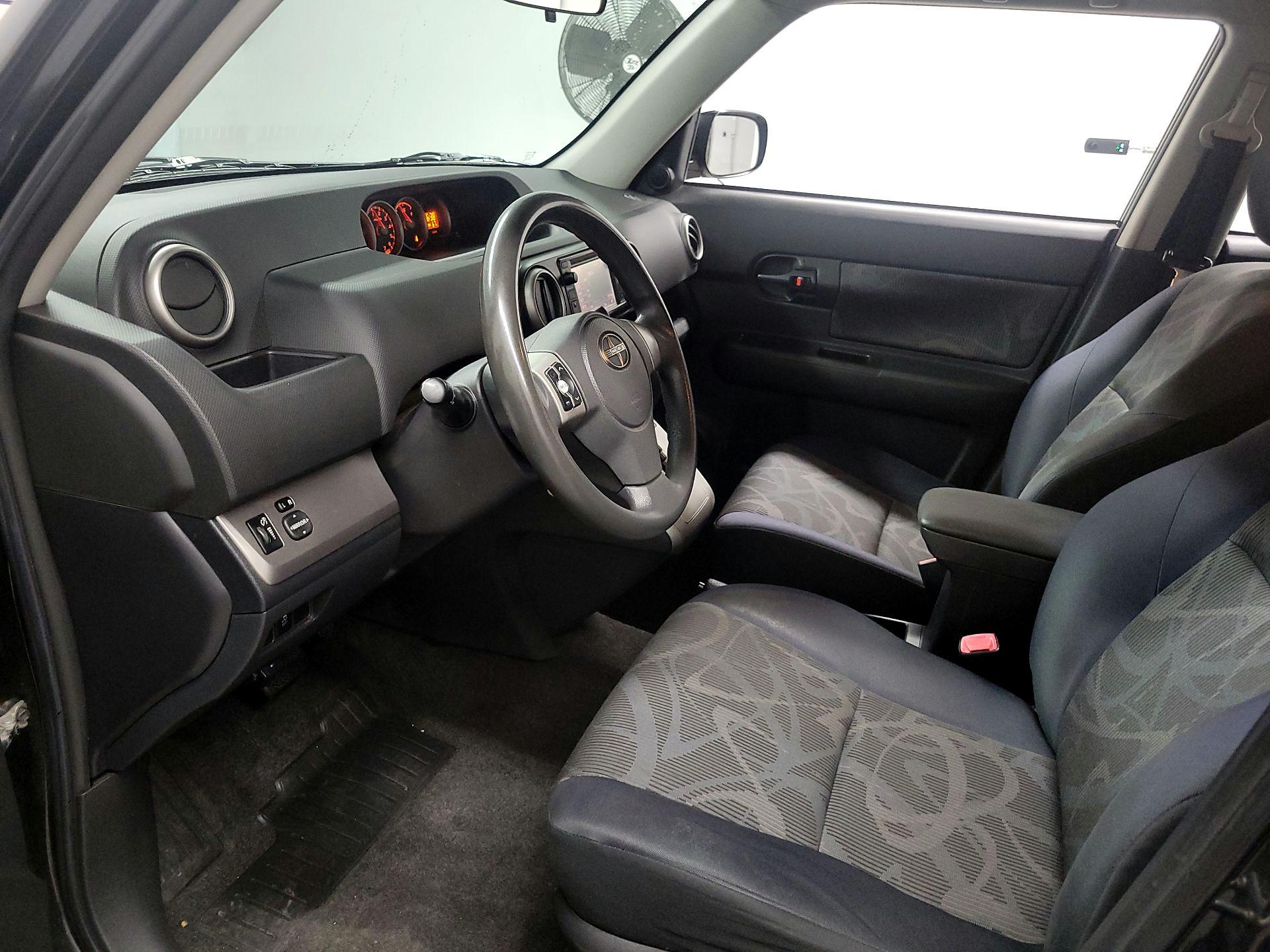 Thumbnail: 2015 Scion xB - 11