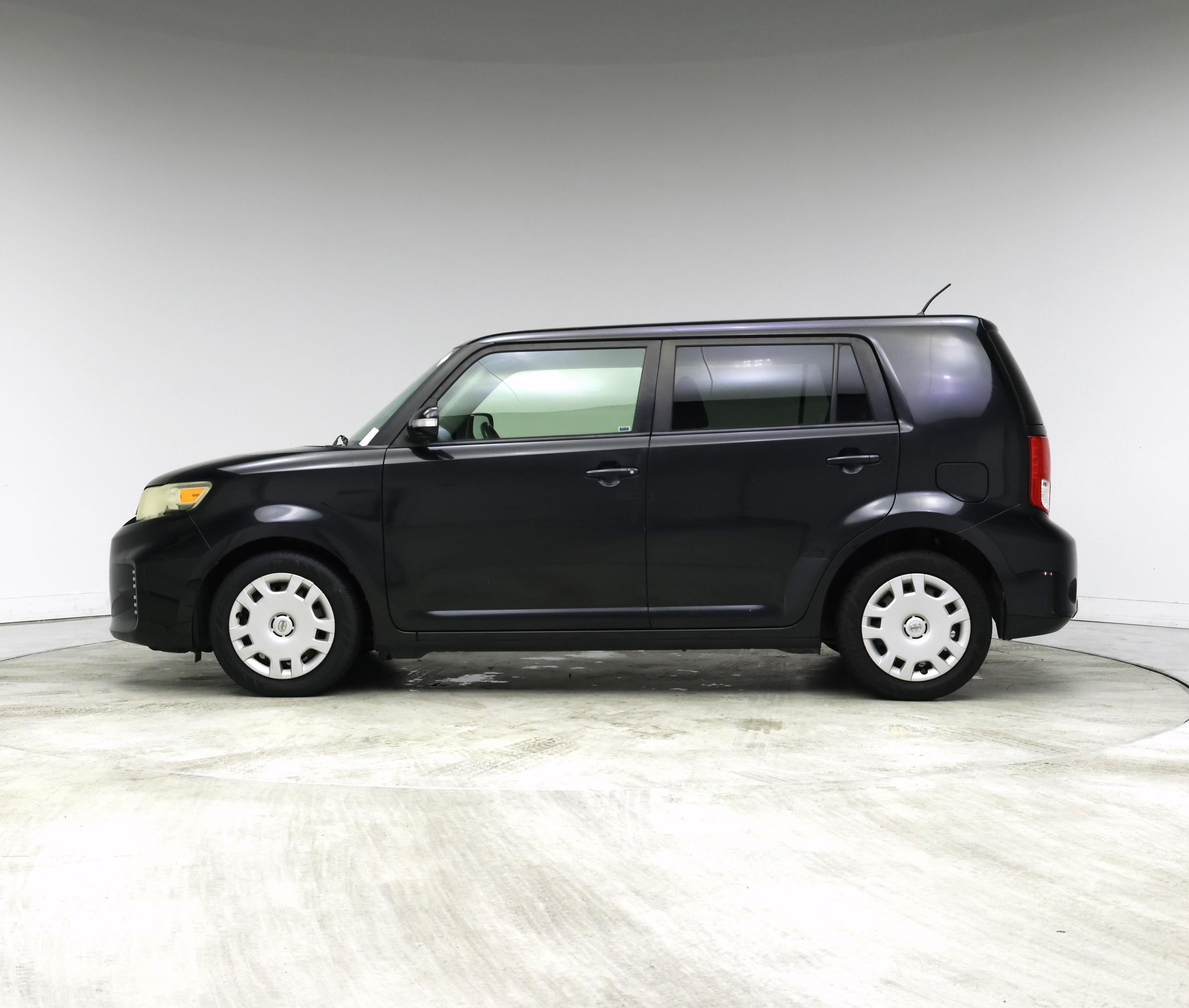 Thumbnail: 2015 Scion xB - 3