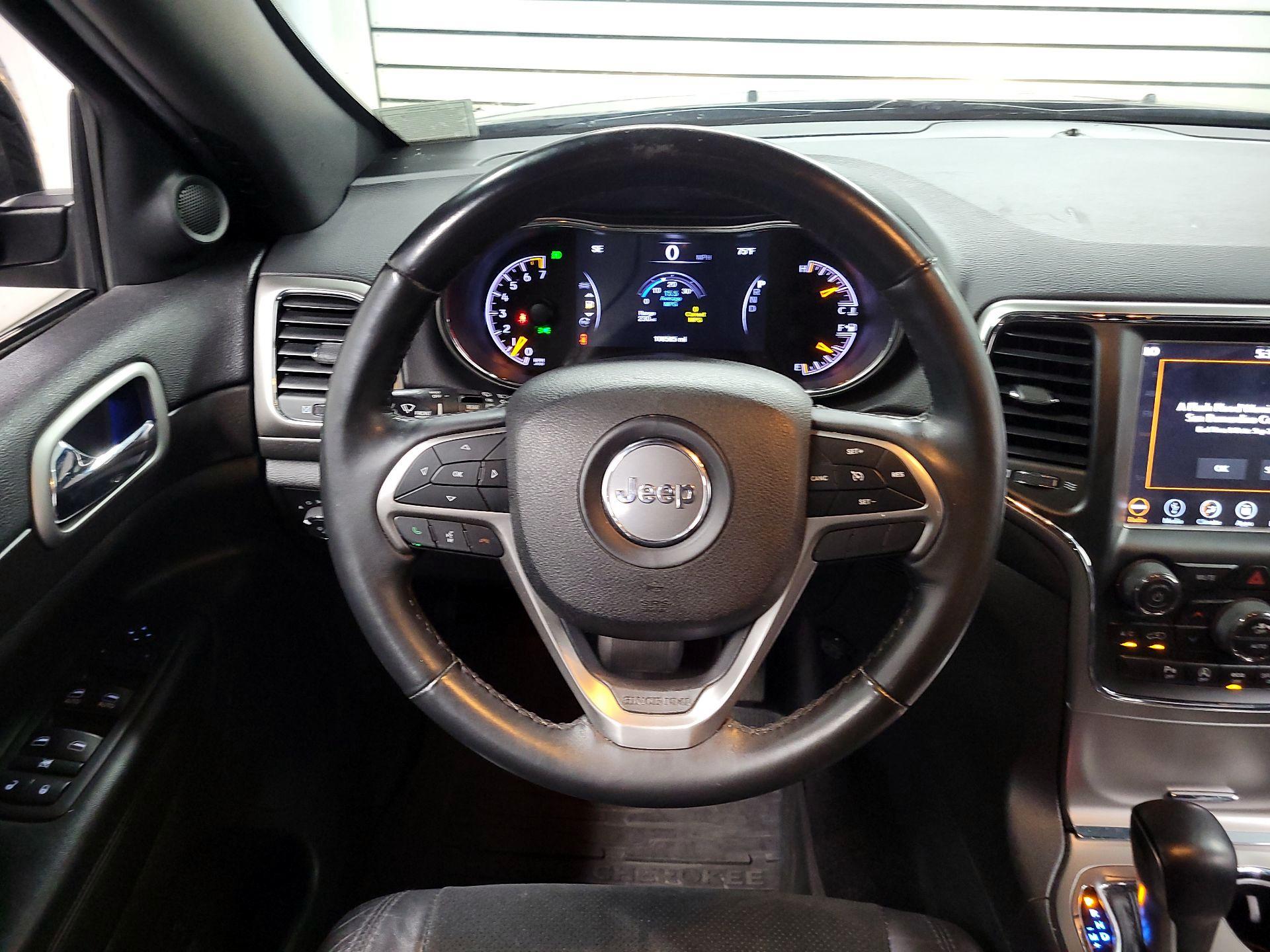 Thumbnail: 2018 Jeep Grand Cherokee - 10